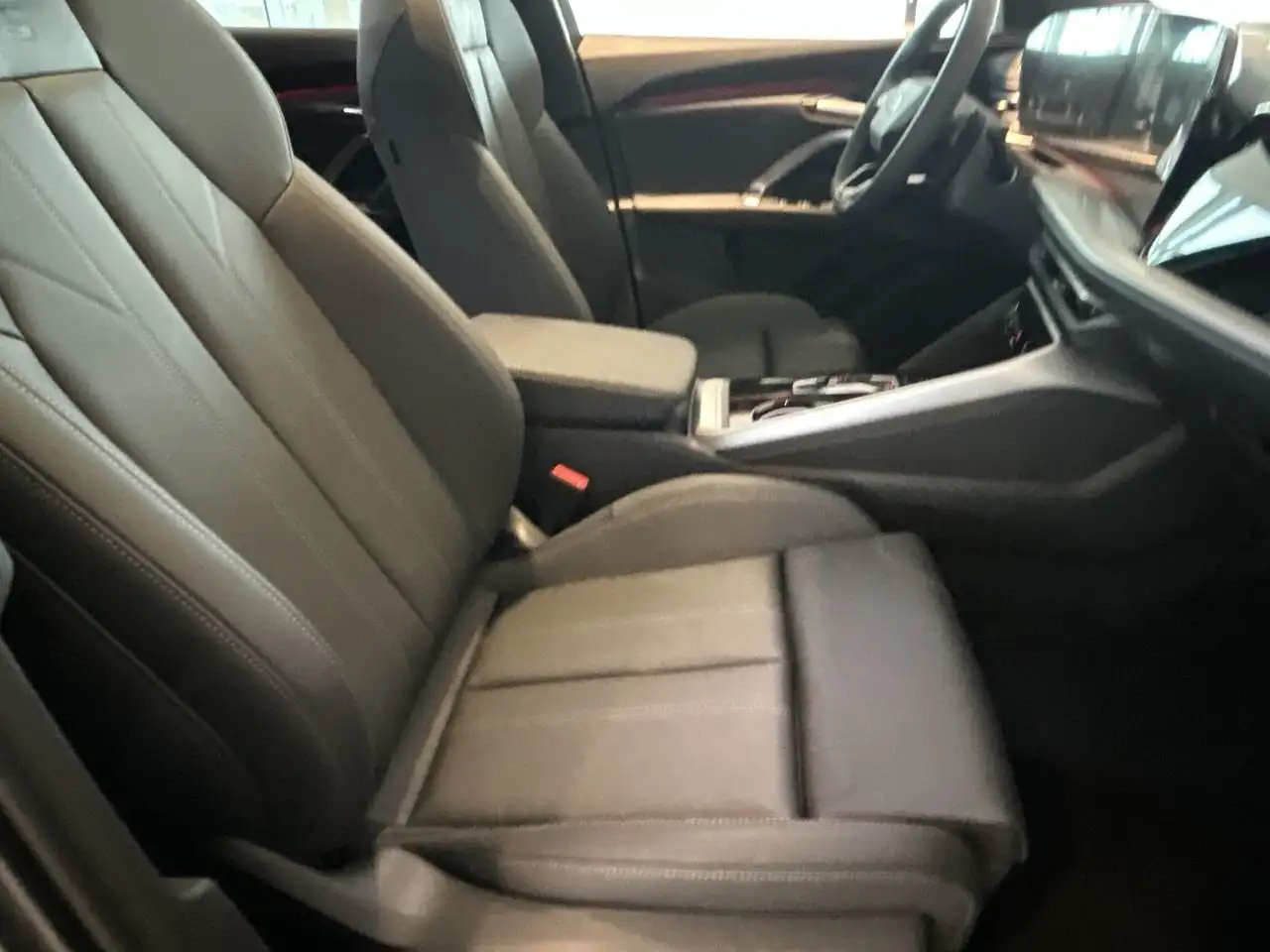 Audi Q5 снимка Audi Q5