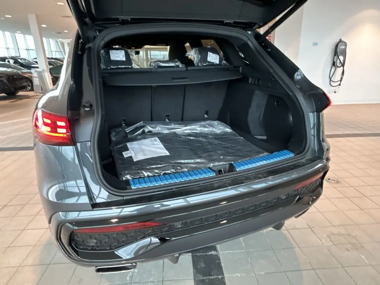 Audi Q5 снимка Audi Q5