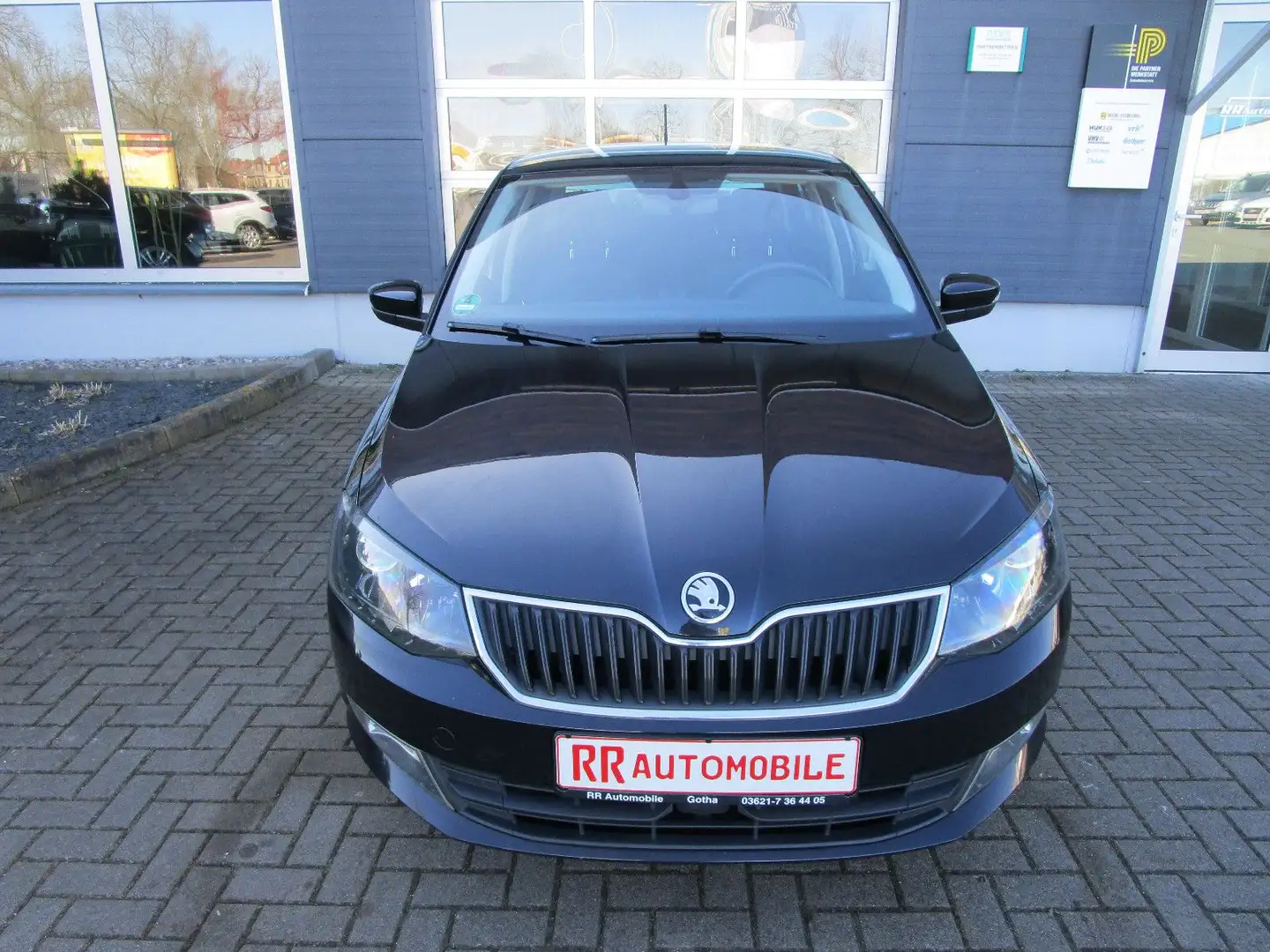 Skoda Fabia Drive 125 Schwarz - 2