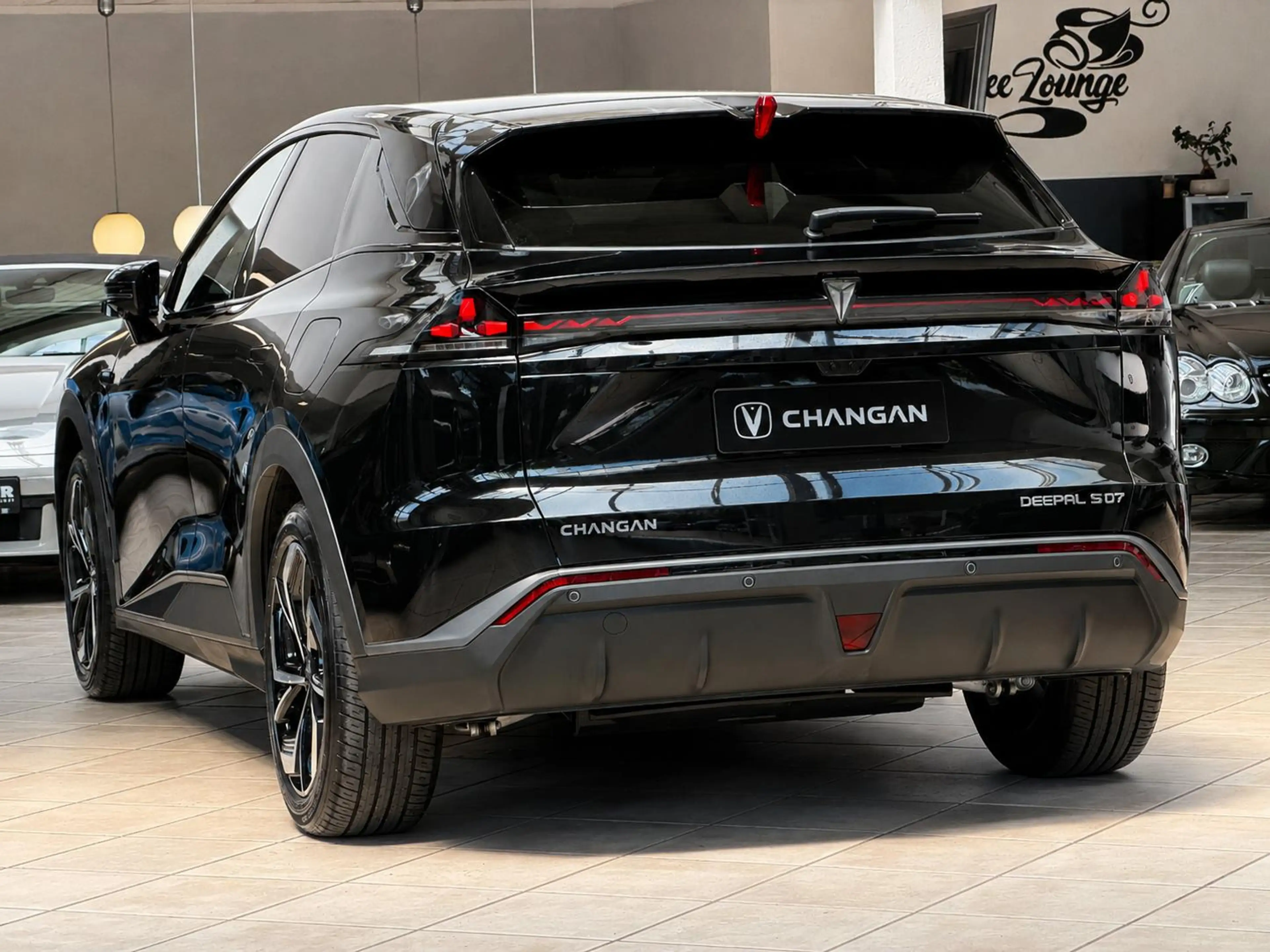Changan Deepal S07 Deepal S07|80kWh|Pano/Leder|360°|AHK|20"|ANGEBOT — photo 6