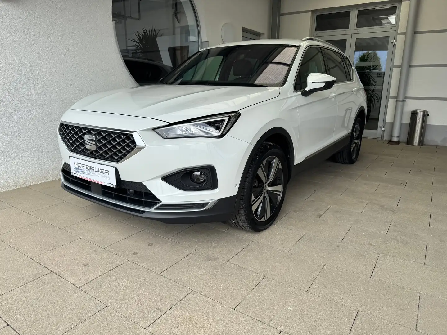SEAT Tarraco Xcellence 2.0 TDI DSG 4Drive Weiß - 1