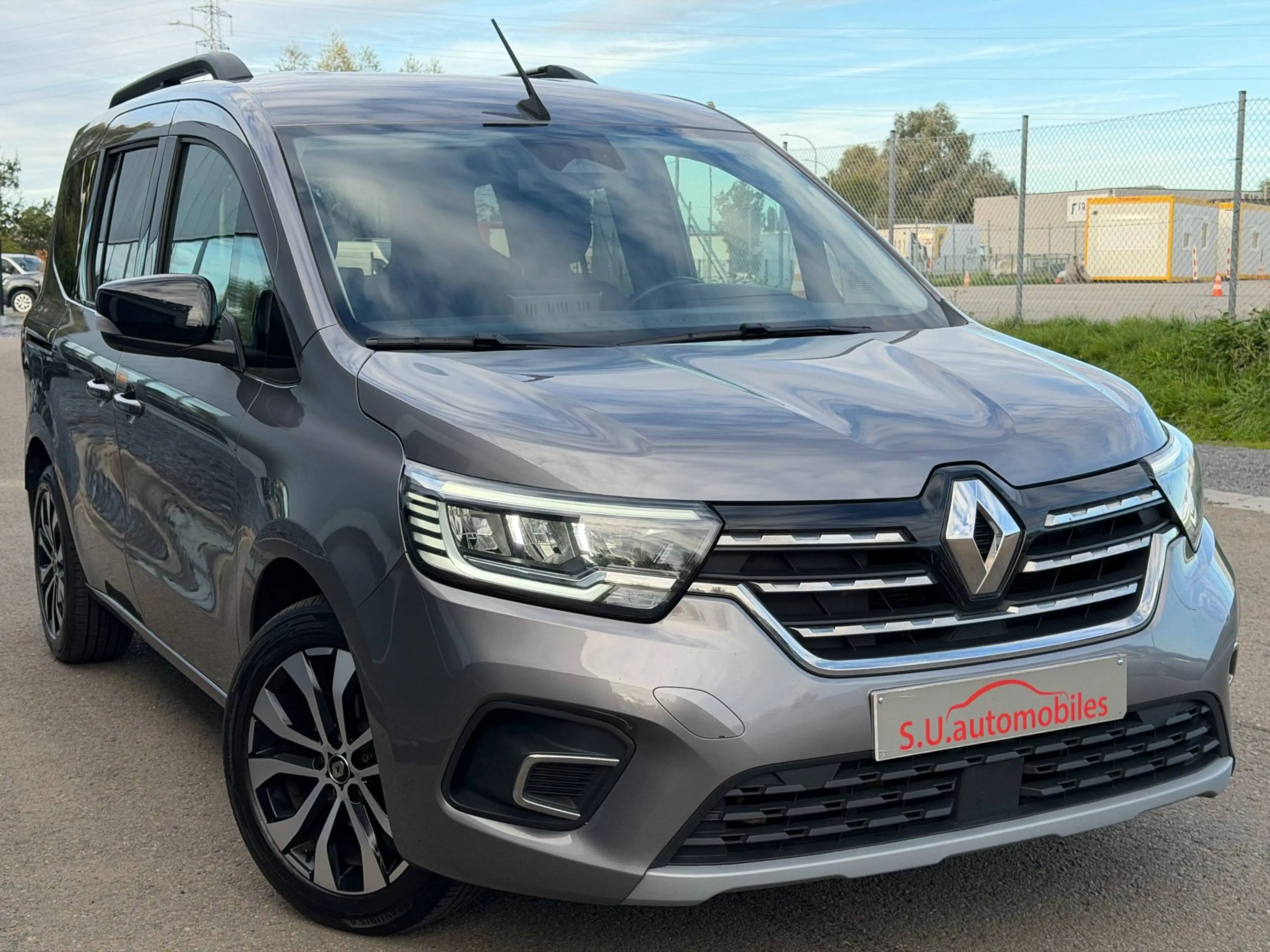 Renault Kangoo 1.3 TCe XTREME FULL LED/Navi/2 Portes Lat./GAR12 Mois — photo 3
