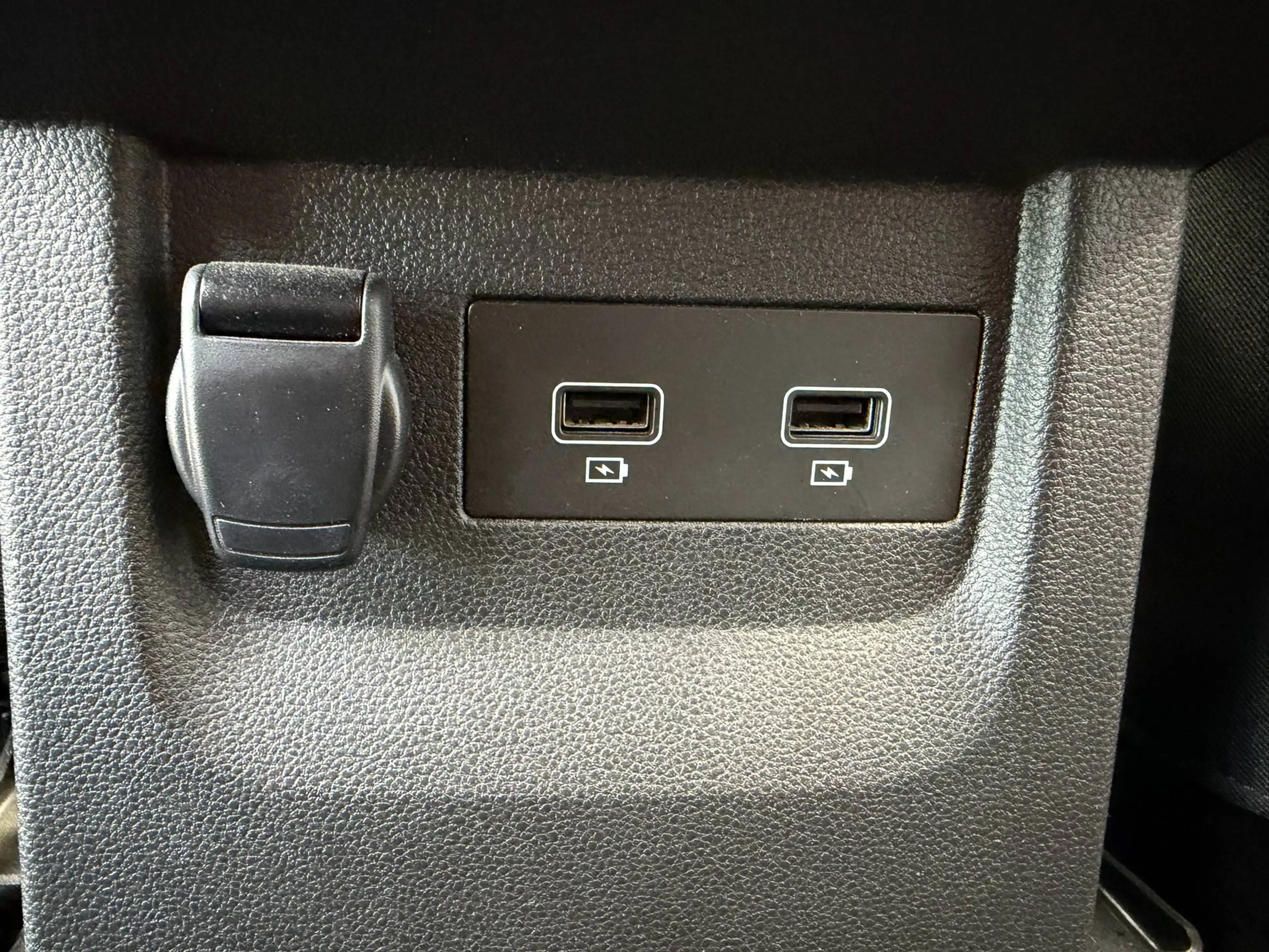 Renault Kangoo 1.3 TCe XTREME FULL LED/Navi/2 Portes Lat./GAR12 Mois — photo 12