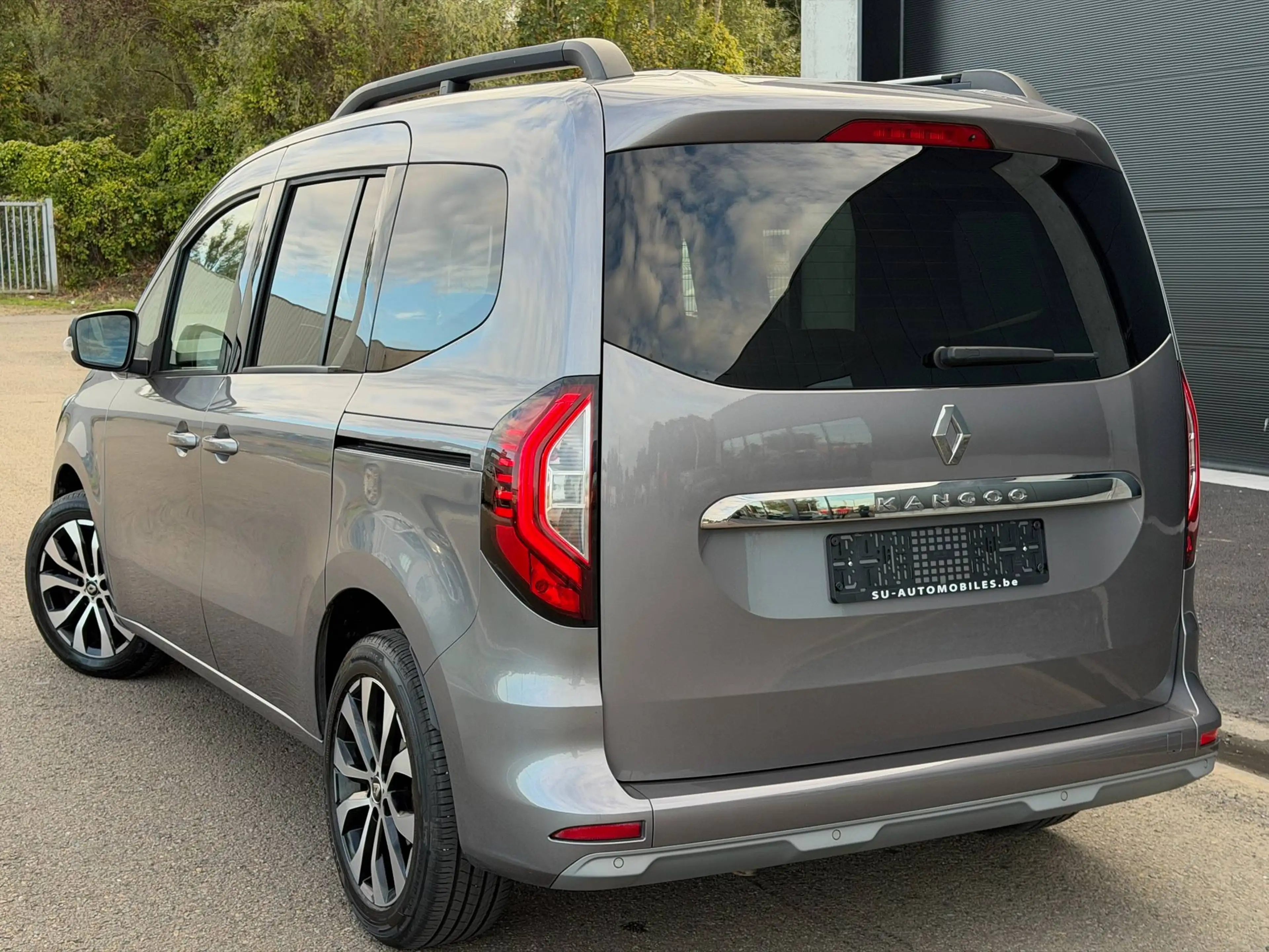 Renault Kangoo 1.3 TCe XTREME FULL LED/Navi/2 Portes Lat./GAR12 Mois — photo 6