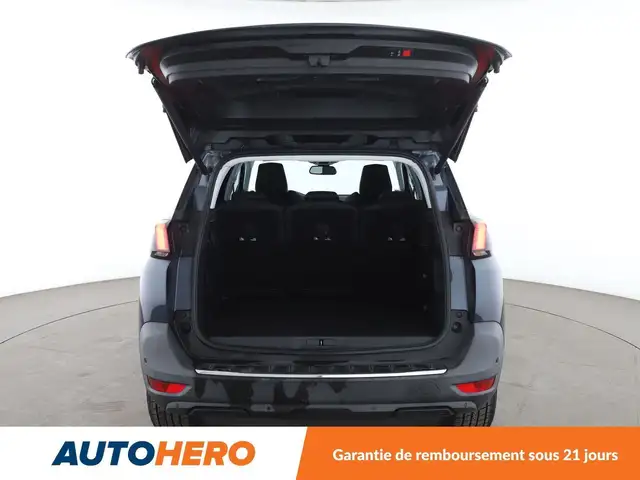 Peugeot 5008 view 21