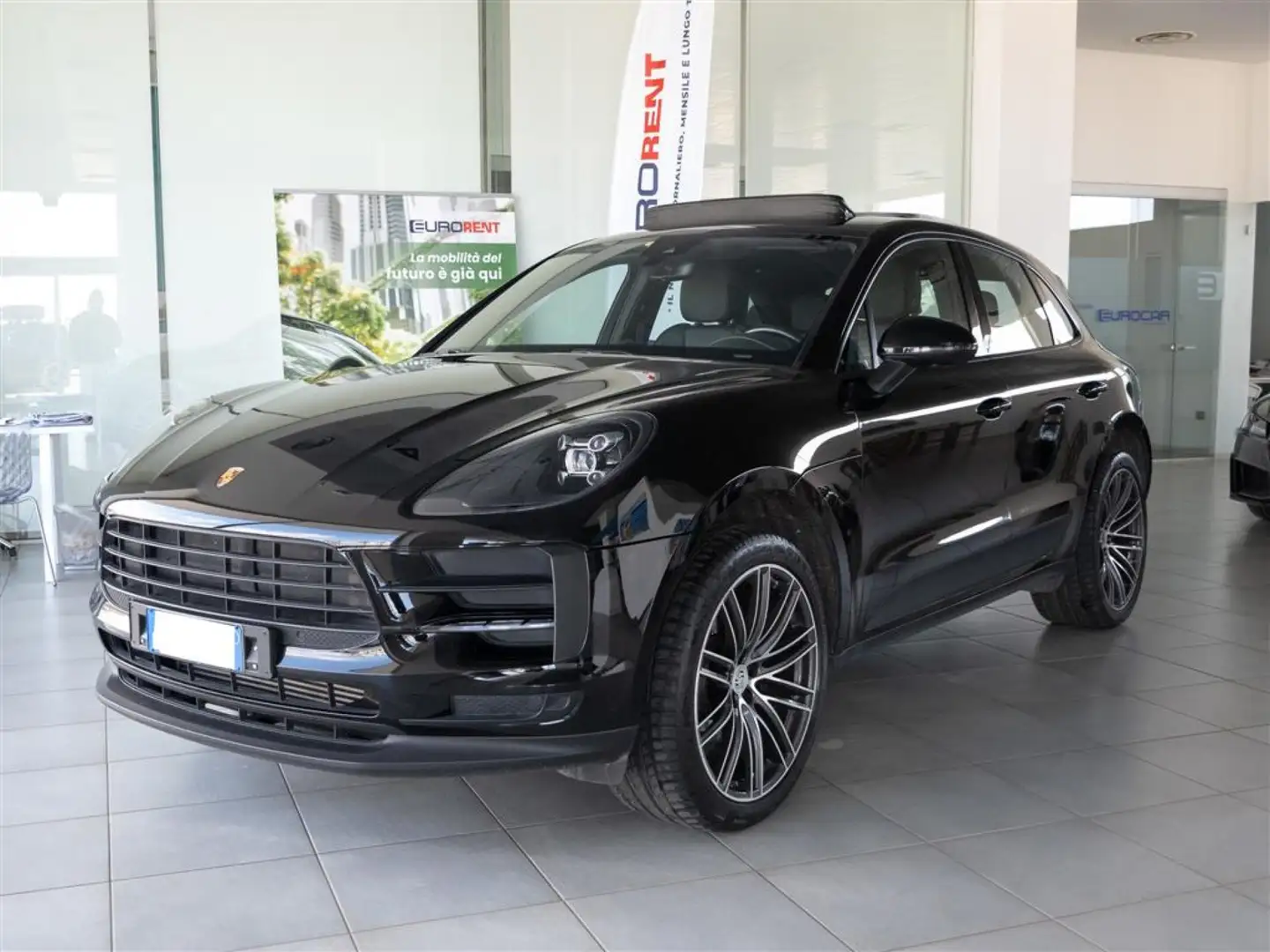 Porsche Macan 2.0 pdk 245cv Black - 1