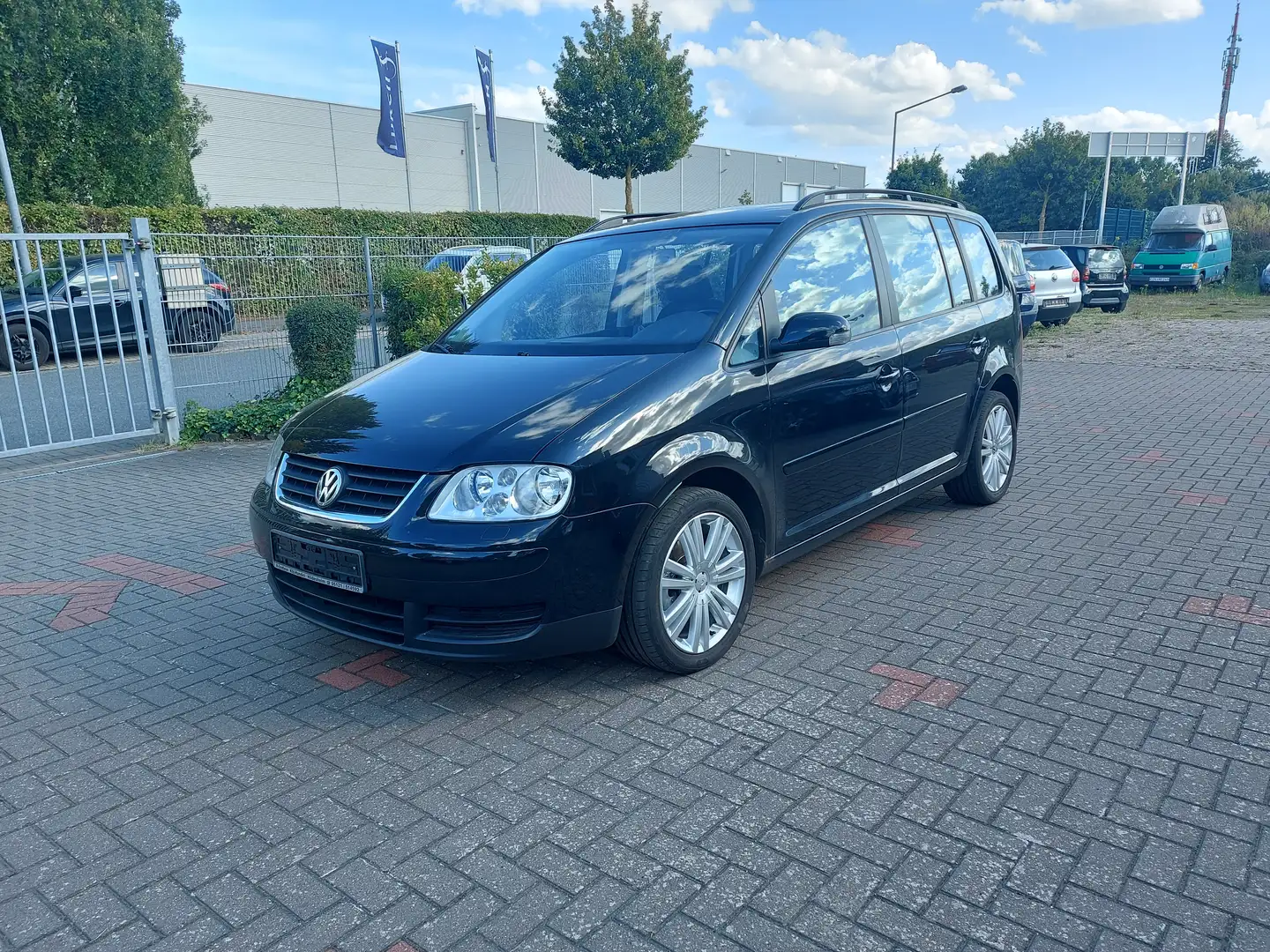 Volkswagen Touran Goal Schwarz - 1