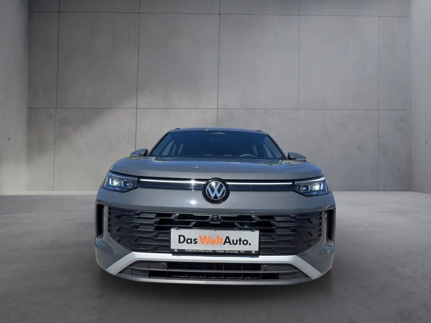 Volkswagen Tayron Friends TDI 4MOTION DSG Grau - 2