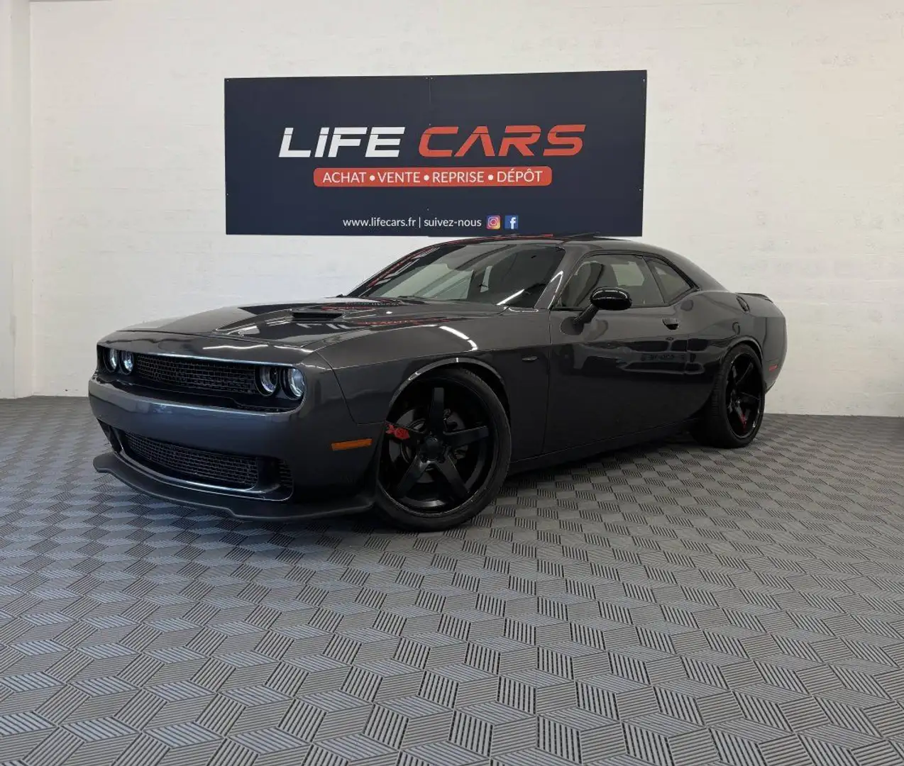 Dodge Challenger RT 2018 5,7 V8 375ch immatriculation française Définitive entretien à jour - 1