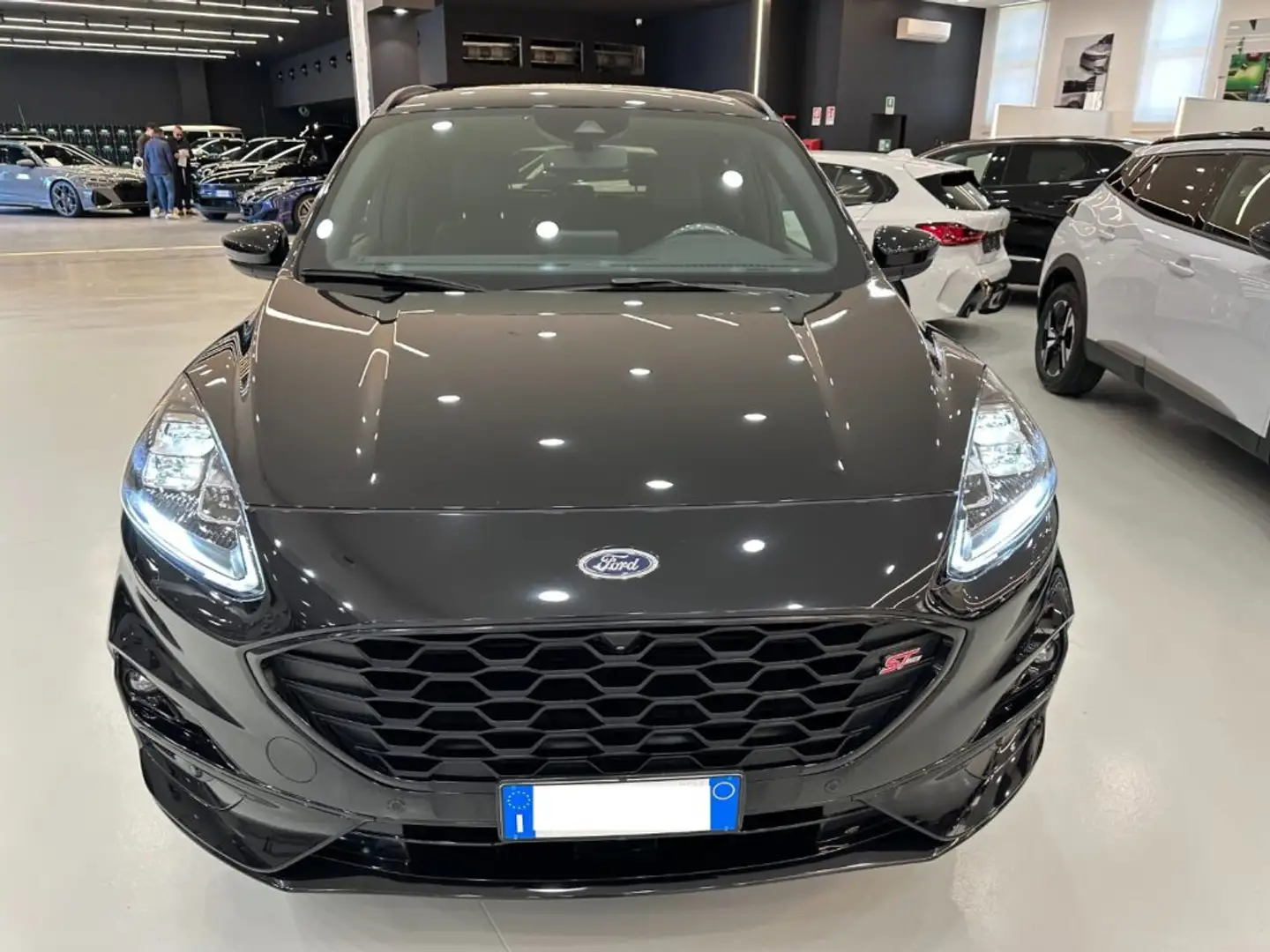 Ford Kuga 1.5 EcoBoost 150 CV 2WD ST-Line Nero - 2