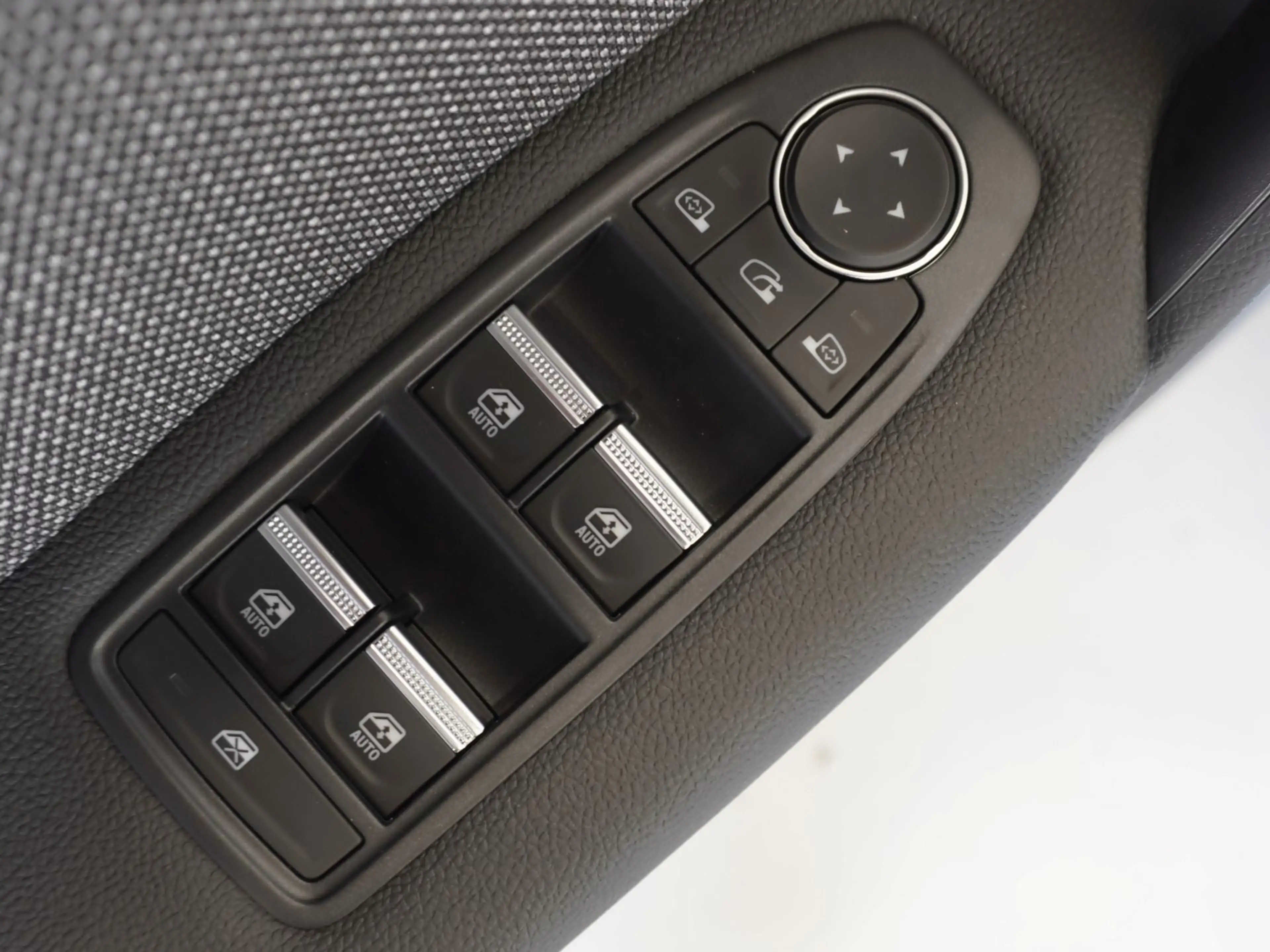 Mitsubishi ASX 1.8 HEV AT Executive | Google connect | Direct lev — photo 12