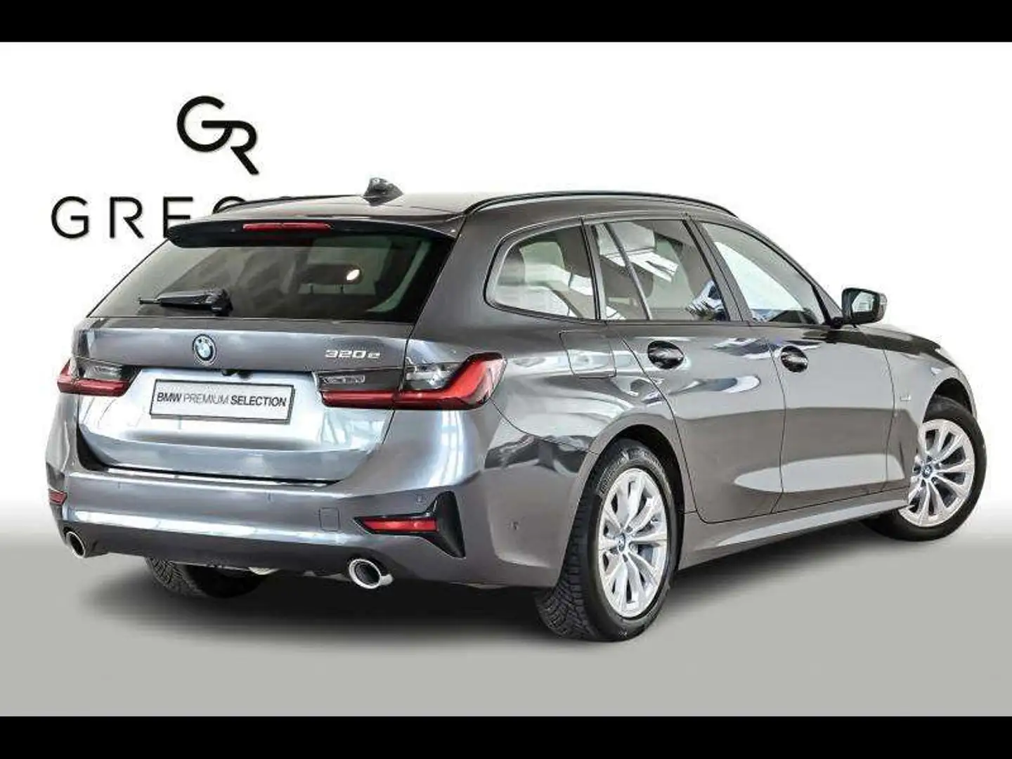 BMW 320 TouringHifiTrekhaakNavipro Grijs - 2
