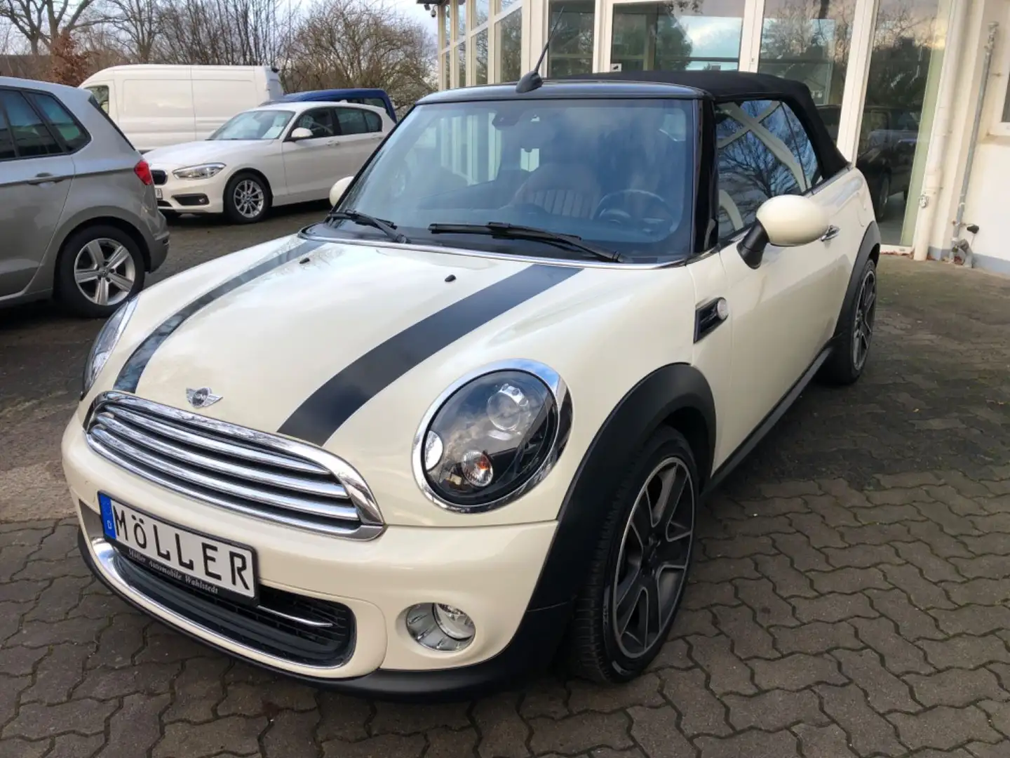 MINI Cooper Cabrio Leder Navi Bi-Xenon 2.Hand Weiß - 1