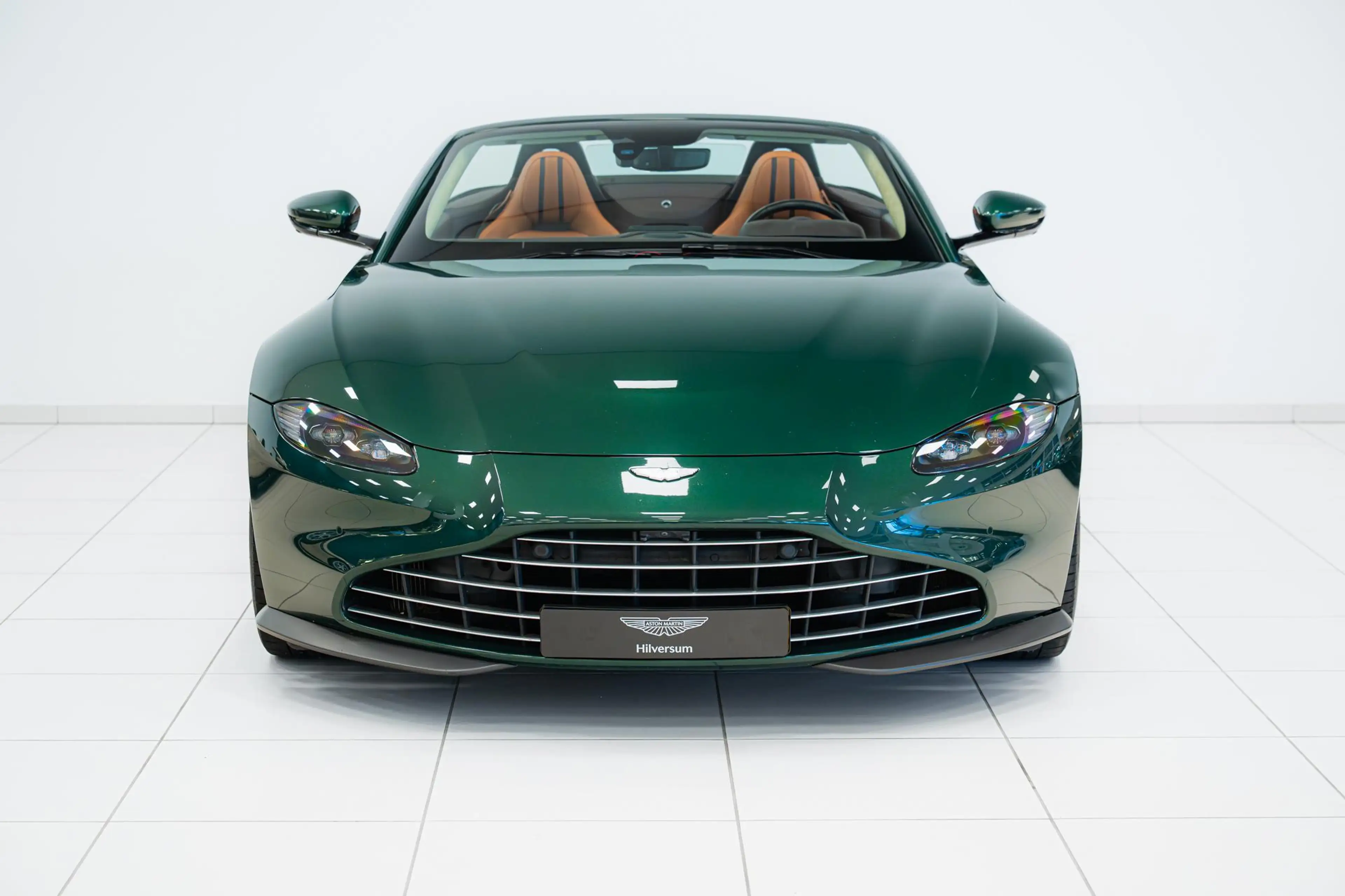 Aston Martin Vantage Roadster | 1e Eigenaar | NL Auto | Incl BPM | — photo 2