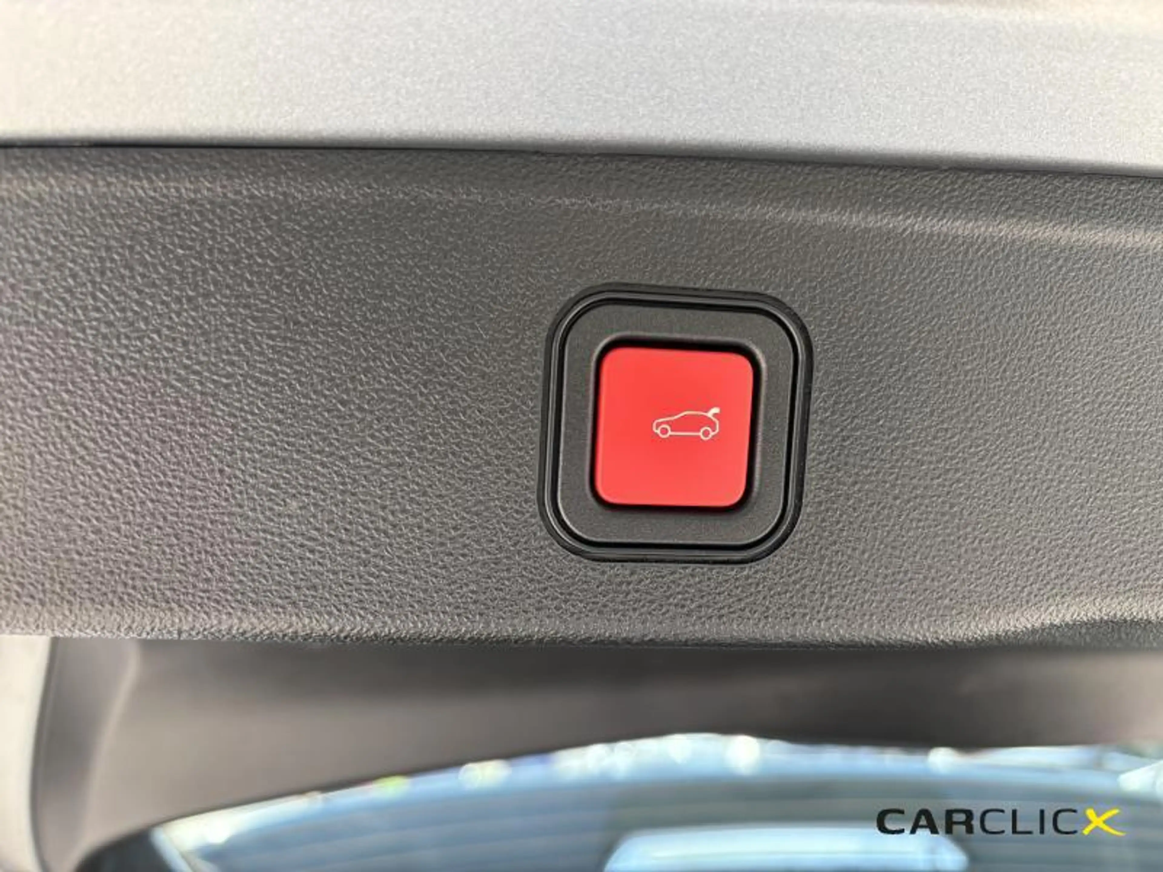 Jeep Avenger Altitude — photo 12