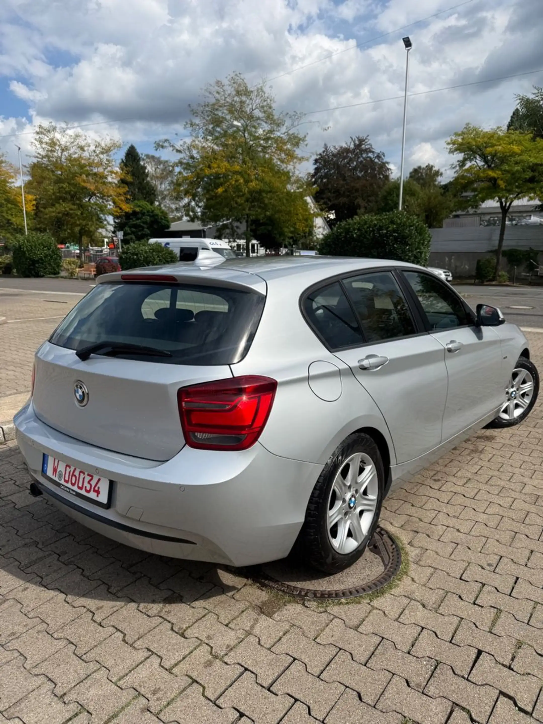 BMW 118 i 5trg.SPORT XENON SHZ PDC — photo 6