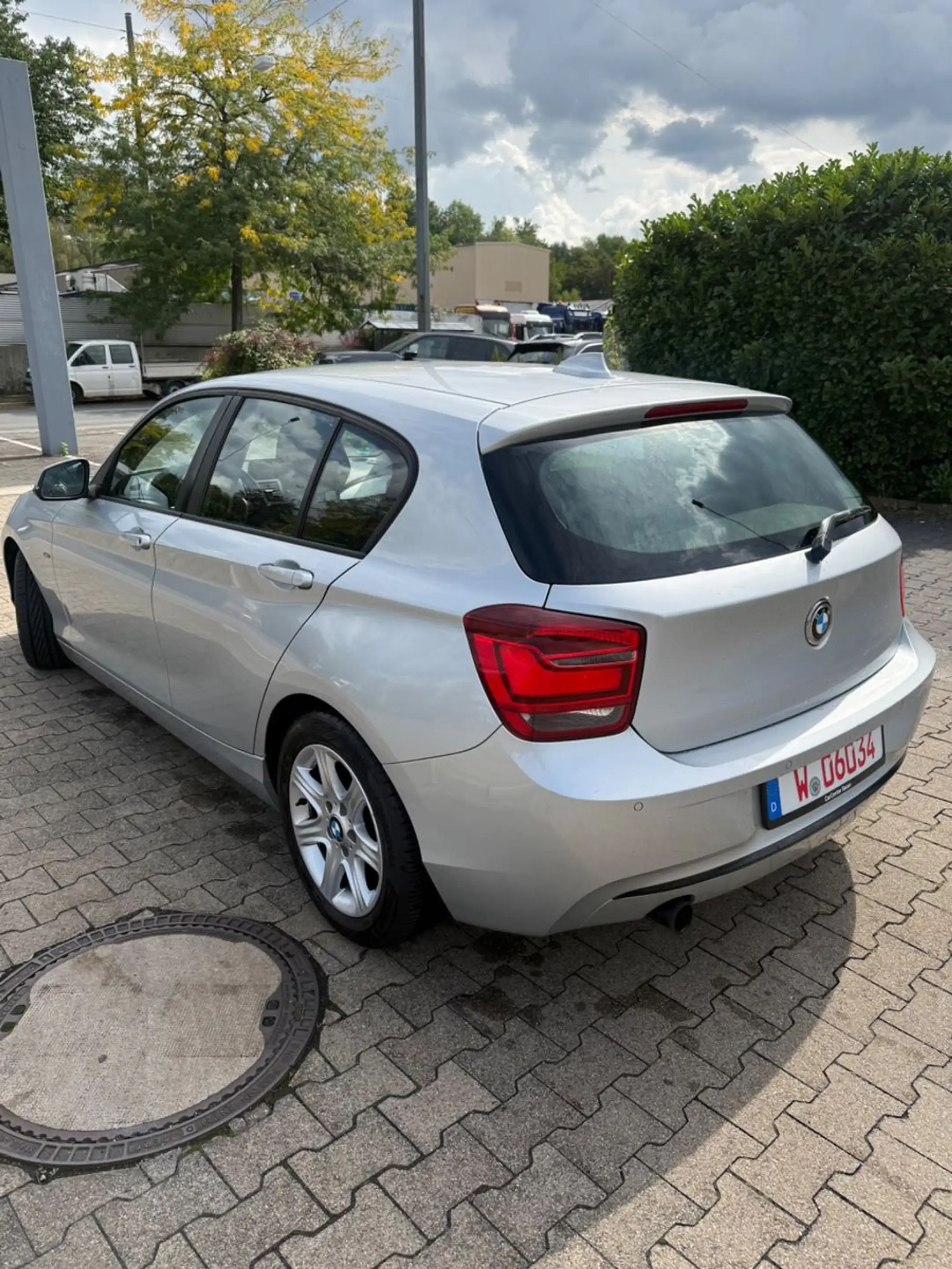 BMW 118 i 5trg.SPORT XENON SHZ PDC — photo 8