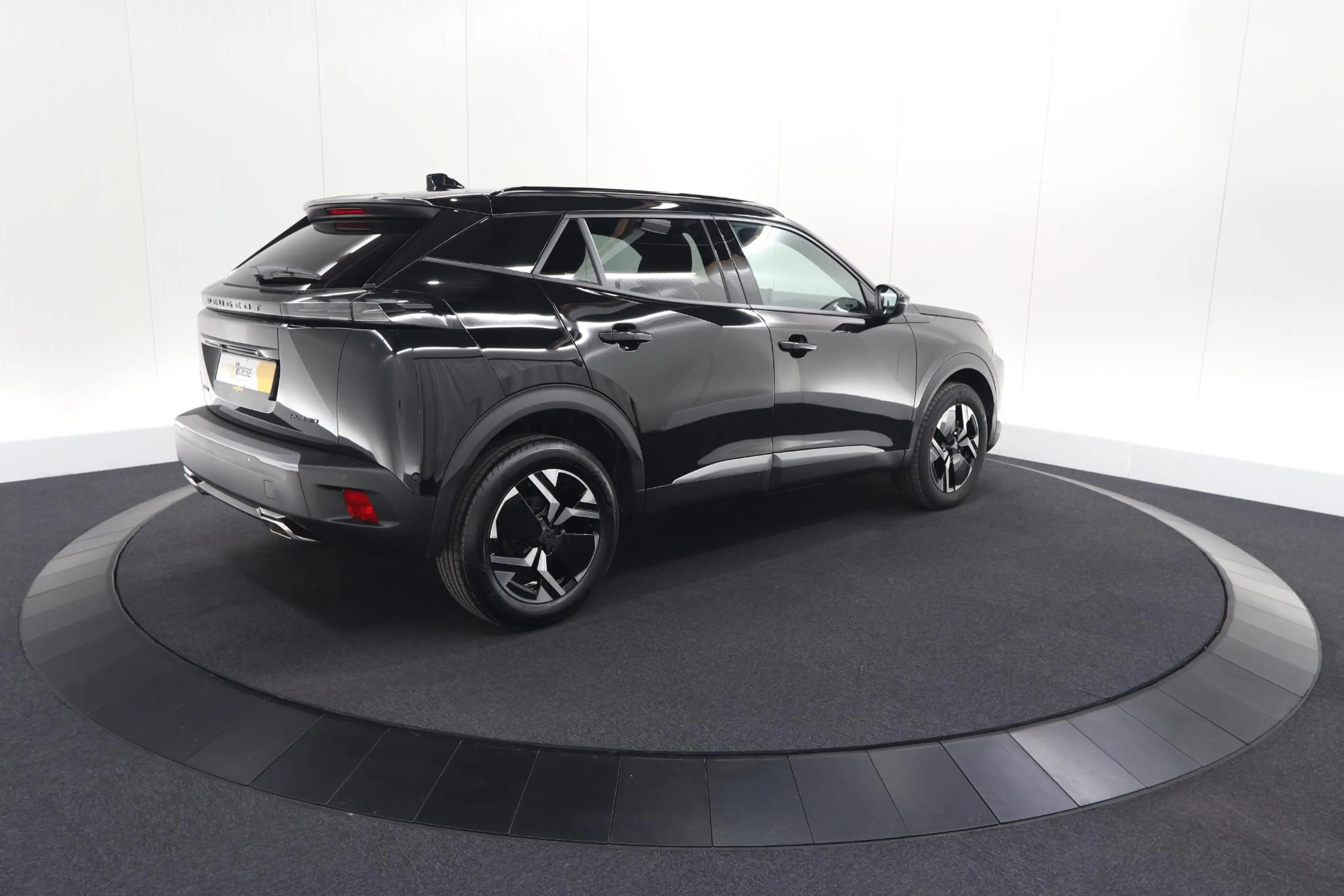 Peugeot 2008 1.2 Hybrid 145 Allure | 360 Camera | Adaptieve Cru — photo 12