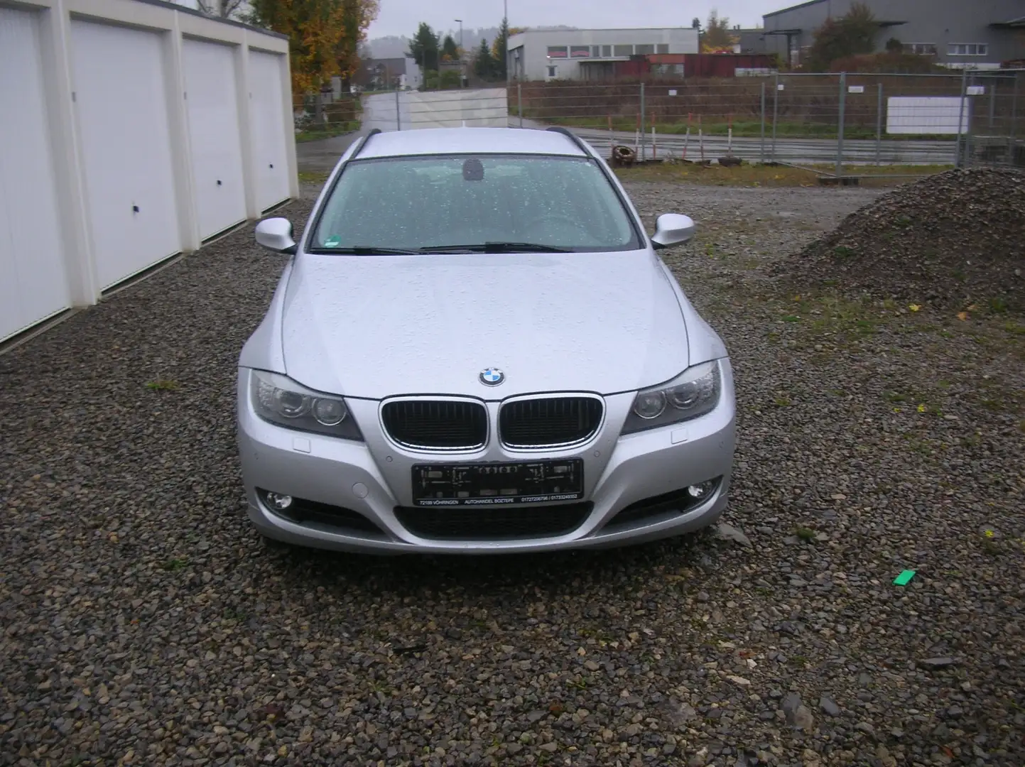 BMW 320 d Touring - Navi - Klima - PDC - AHK .. Argent - 2