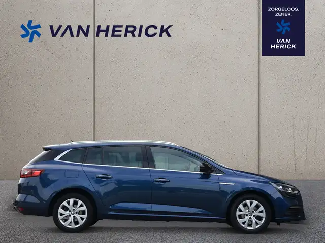 Renault Megane view 3