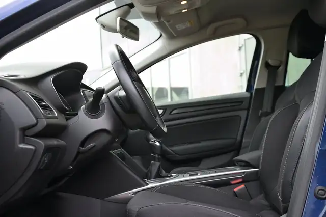 Renault Megane view 7