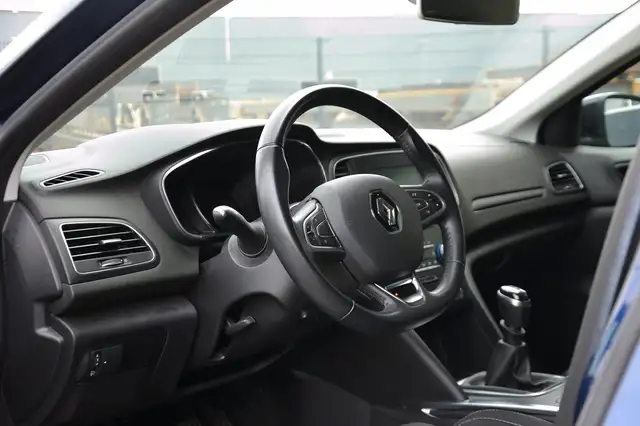 Renault Megane view 6