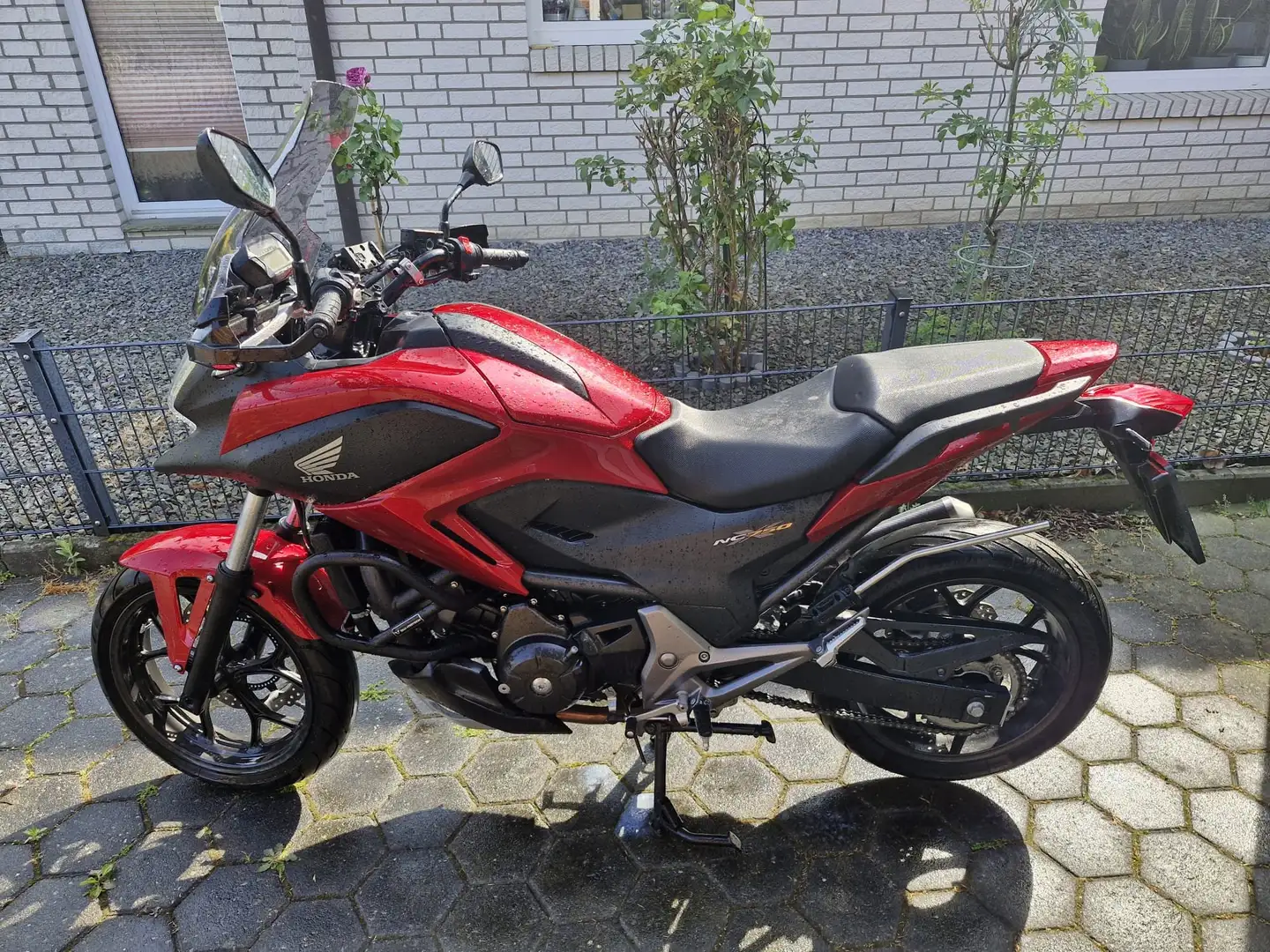 Honda NC 750 NC 750X Rouge - 1