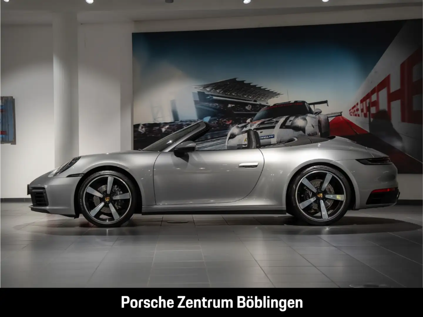 Porsche 992 911 Carrera Cabrio Sportabgas BOSE 21-Zoll Argent - 2