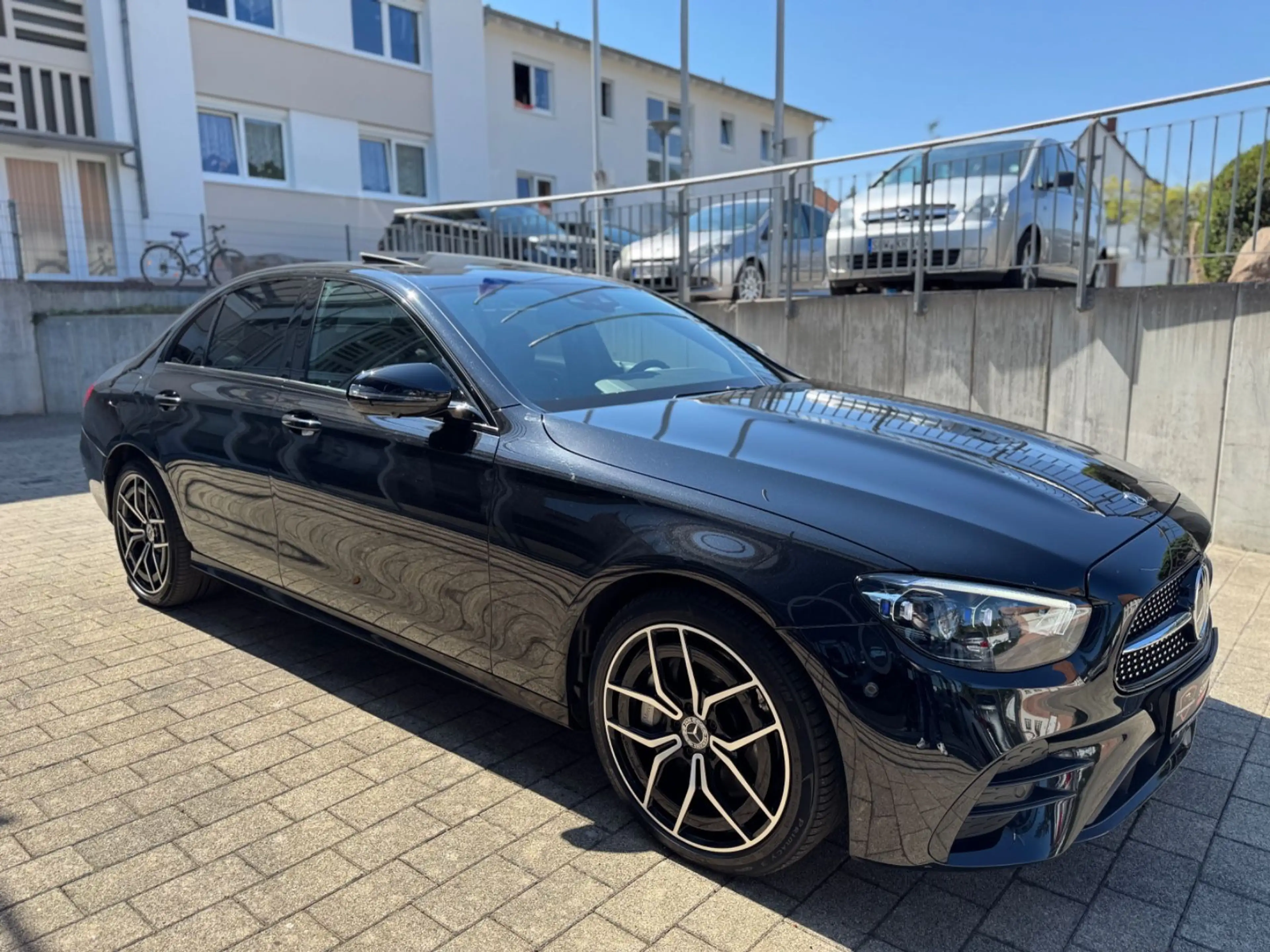 Mercedes-Benz E 400 E400d Limousine 4Matic+AMG+AHK+MultiB.+360 — photo 6