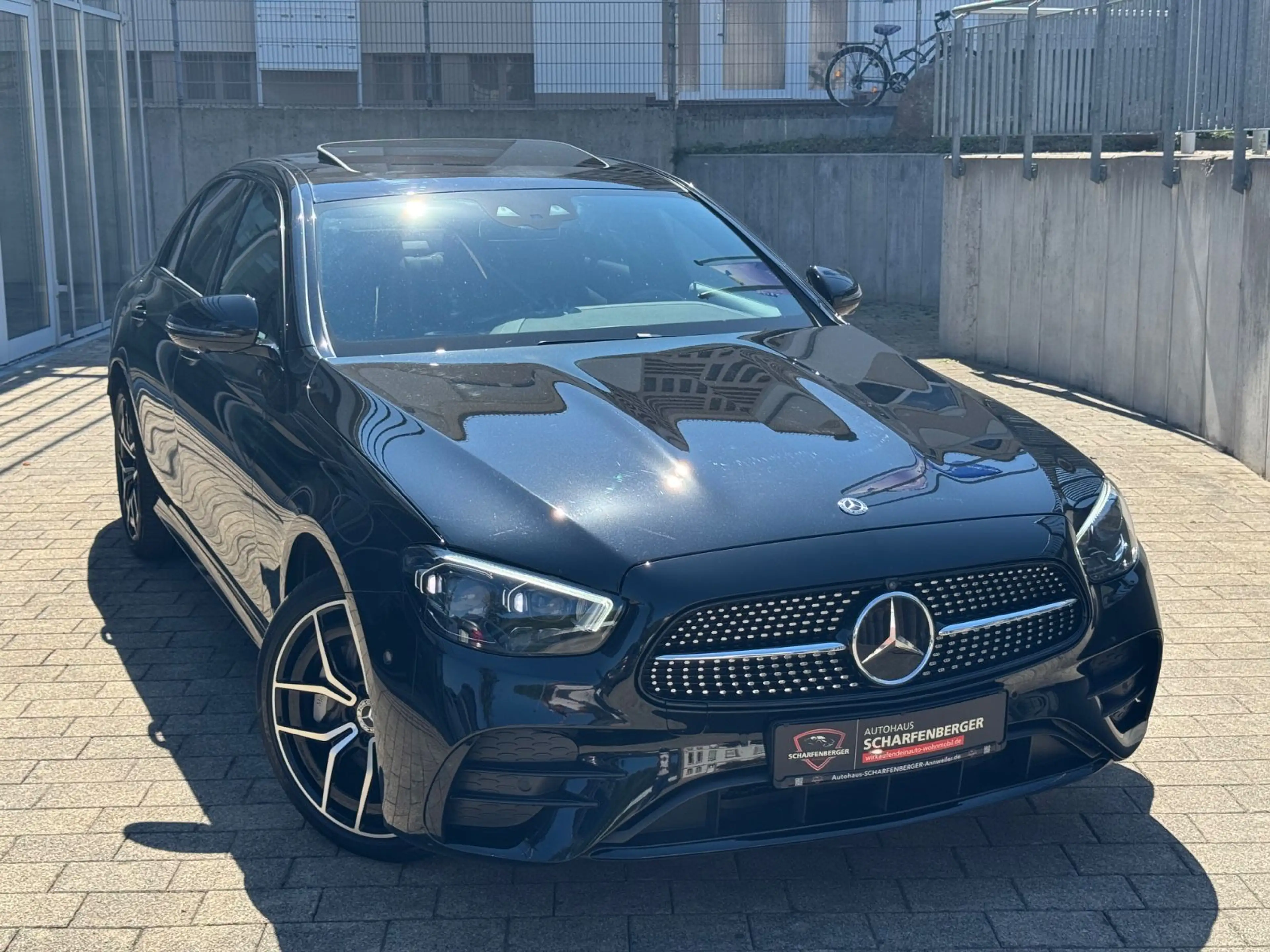 Mercedes-Benz E 400 E400d Limousine 4Matic+AMG+AHK+MultiB.+360 — photo 2