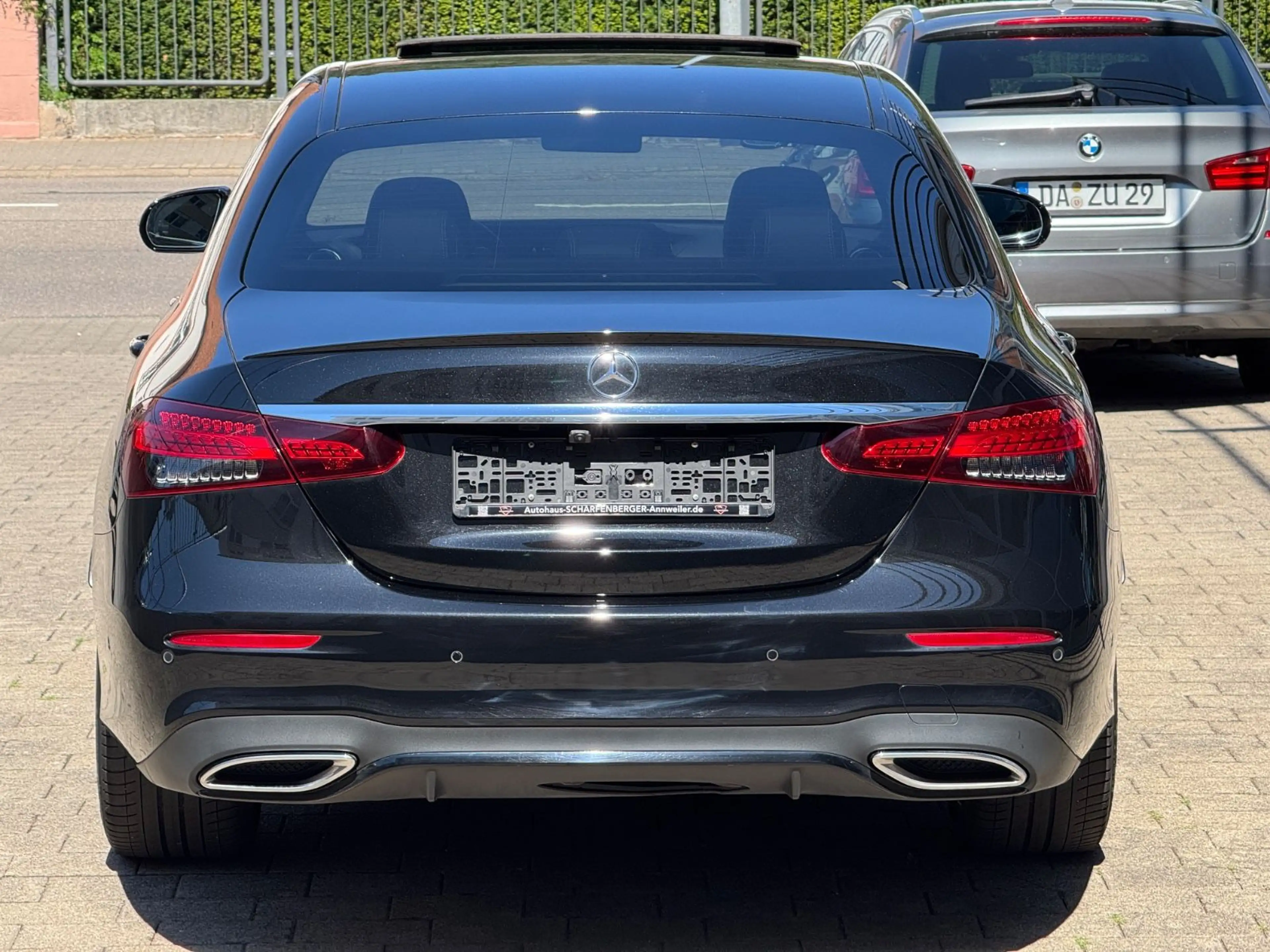 Mercedes-Benz E 400 E400d Limousine 4Matic+AMG+AHK+MultiB.+360 — photo 10