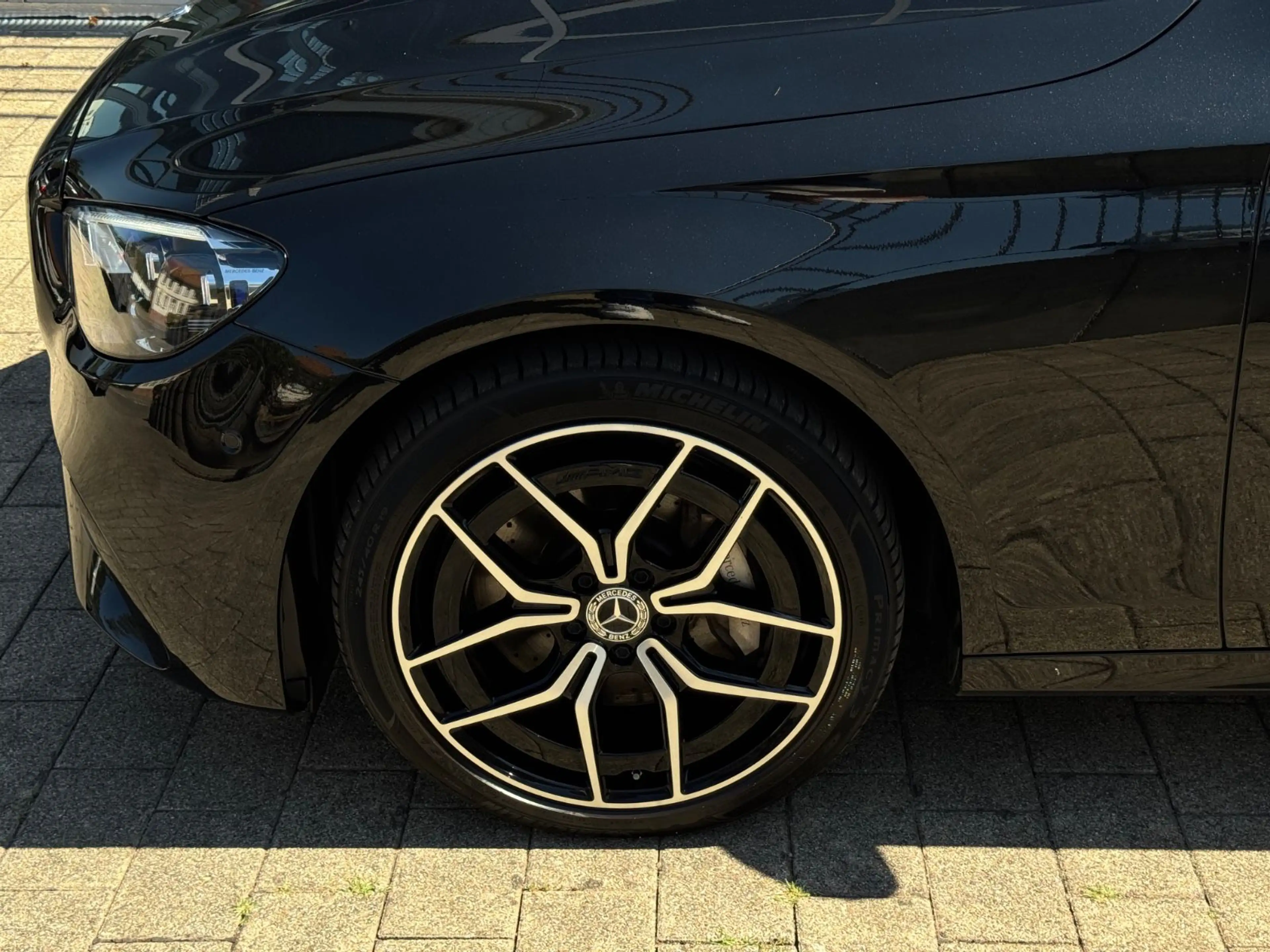 Mercedes-Benz E 400 E400d Limousine 4Matic+AMG+AHK+MultiB.+360 — photo 15