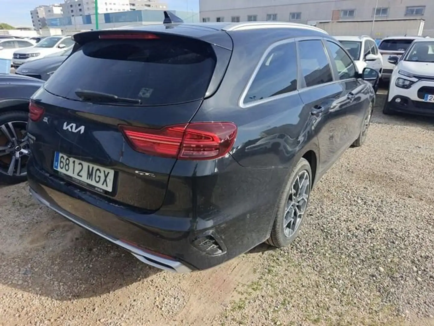 Kia 1.5 MHEV 118kW (160CV) GT Line DCT Černá - 2