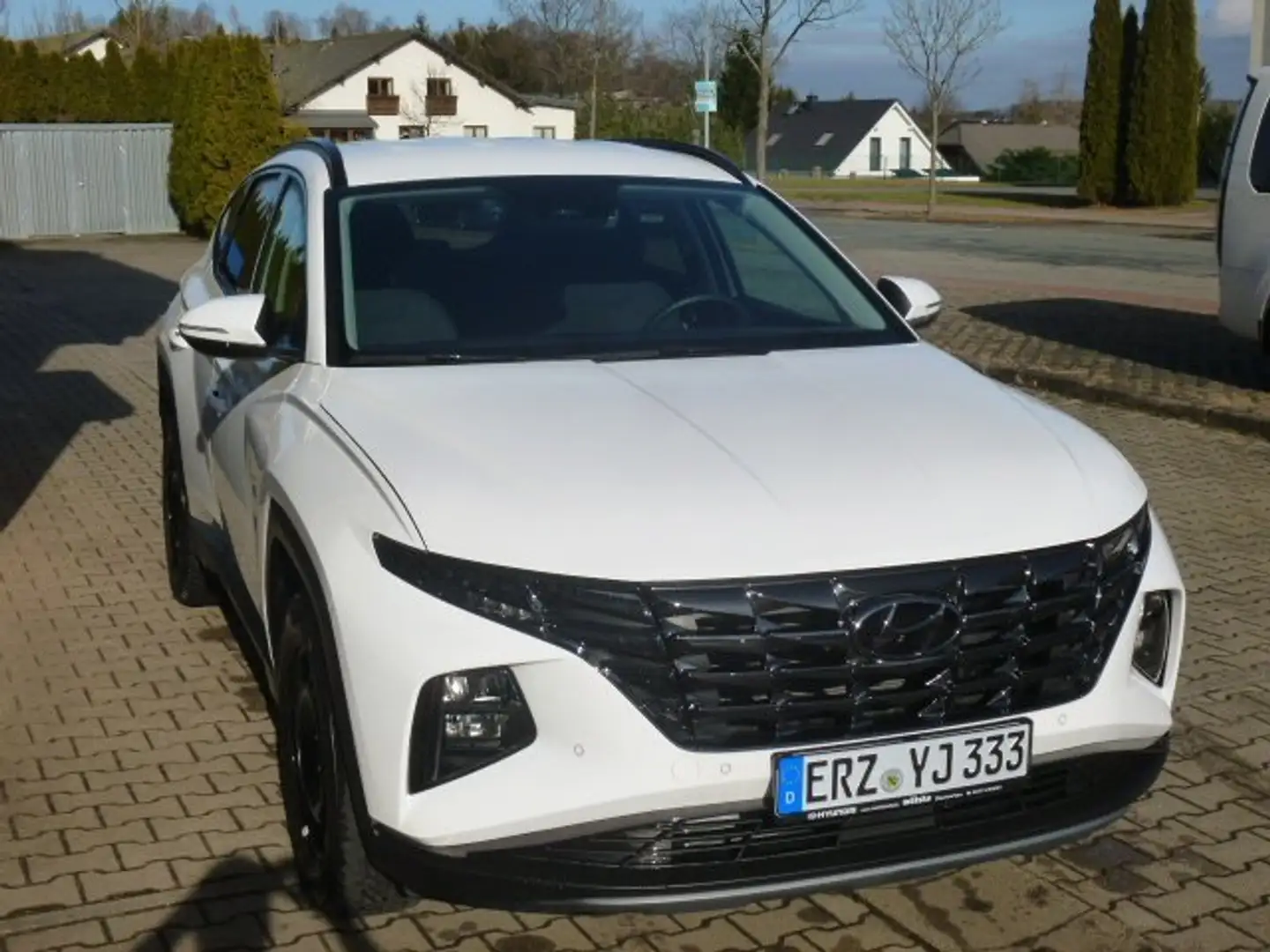 Hyundai TUCSON 1.6 T-GDi HEV 2WD Trend Weiß - 2