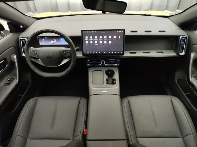 Leapmotor B05 view 9
