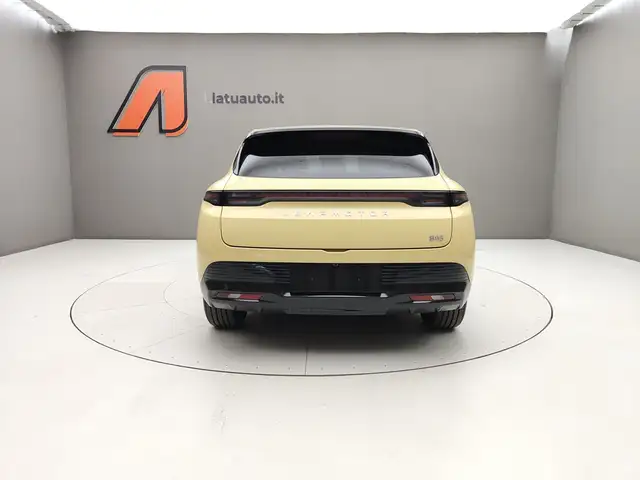 Leapmotor B05 view 6