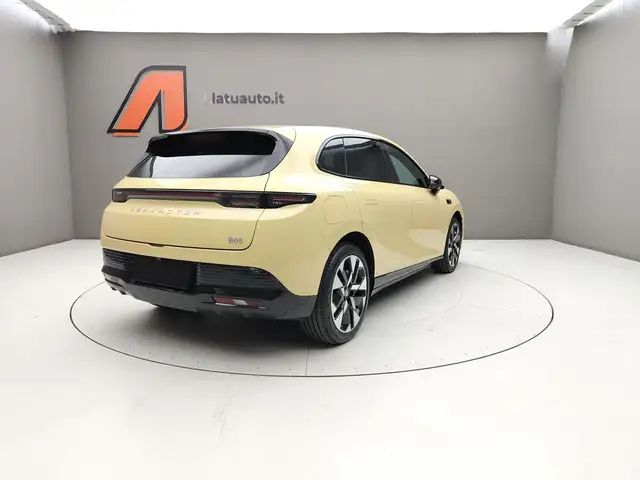 Leapmotor B05 view 7
