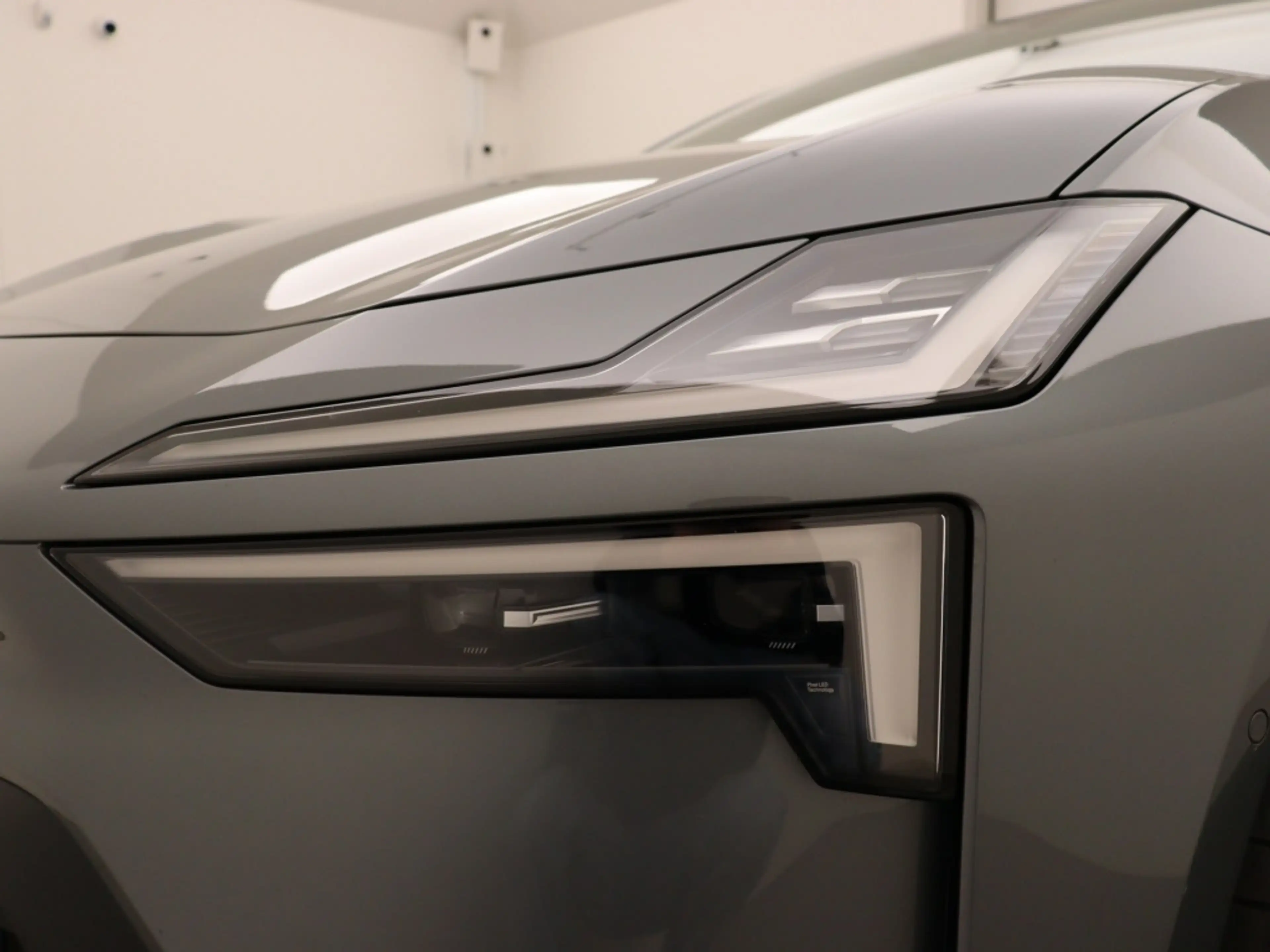 Polestar 4 LONG RANGE DUAL MOTOR PILOT PLUS PACK HARMAN KARDO — photo 8