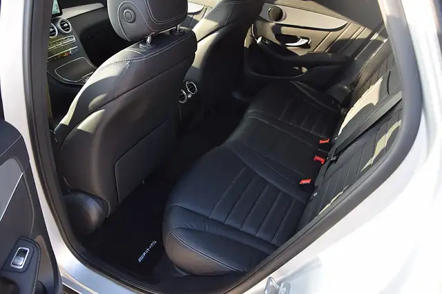 Mercedes-Benz GLC view 14