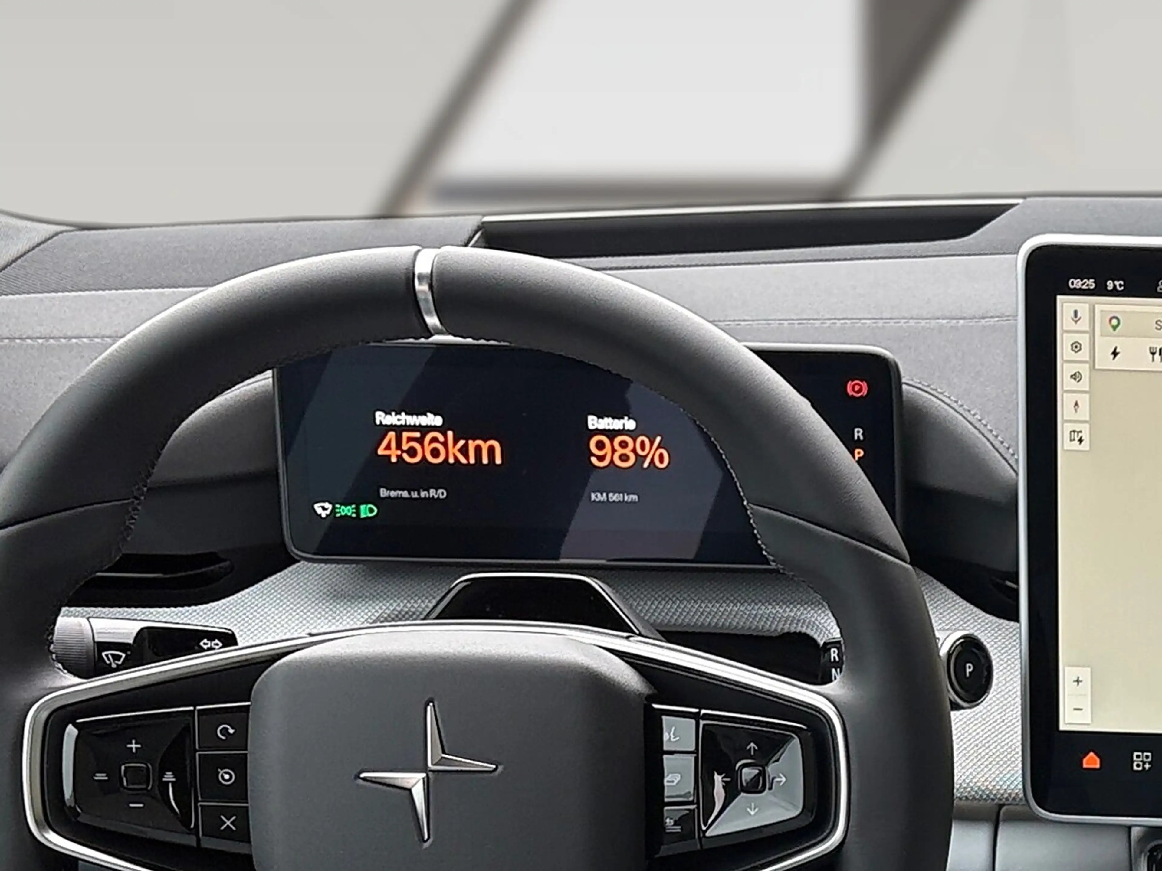 Polestar 4 Long Range Single Motor Elektro 100kWh — photo 15