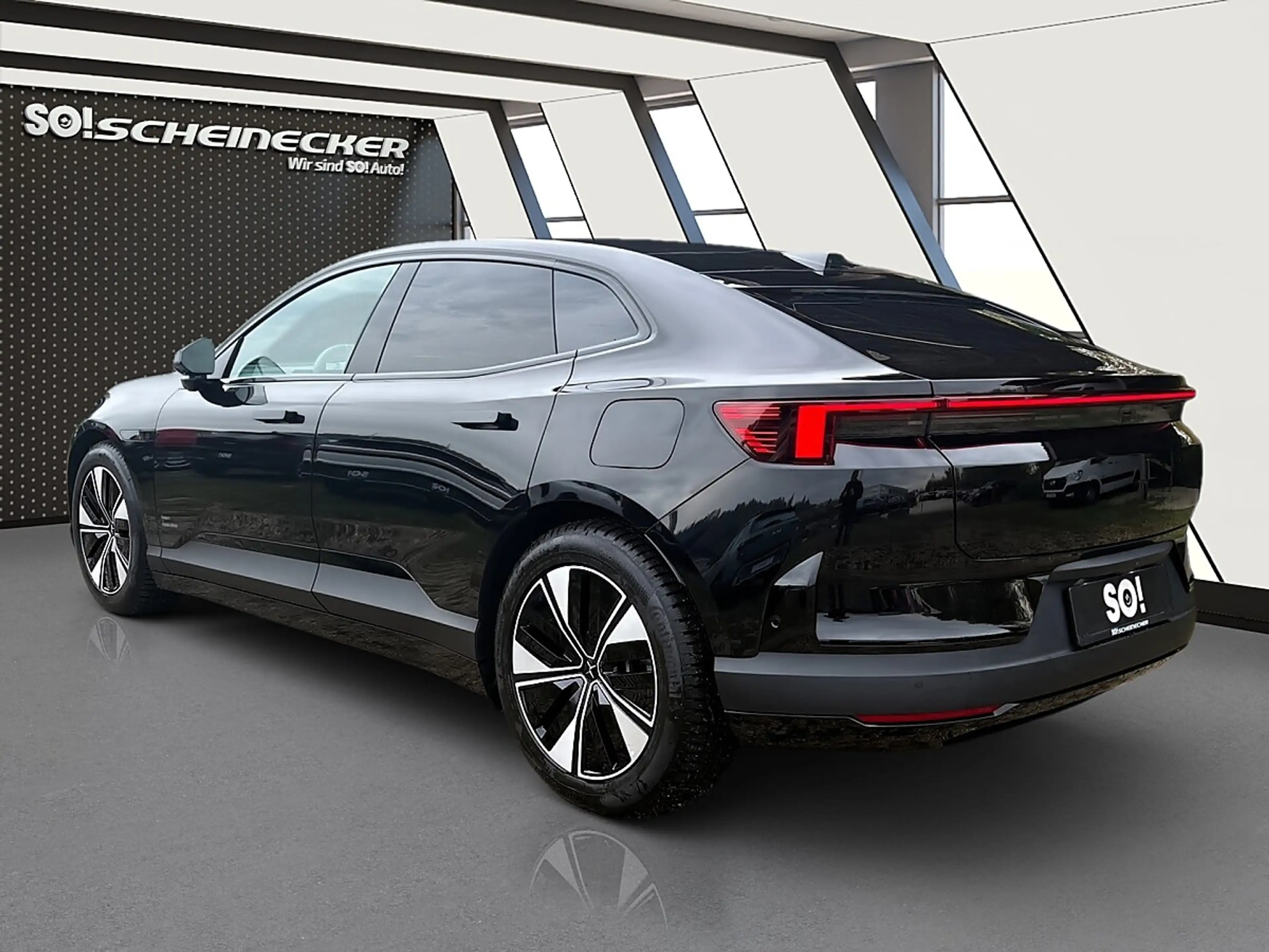 Polestar 4 Long Range Single Motor Elektro 100kWh — photo 4