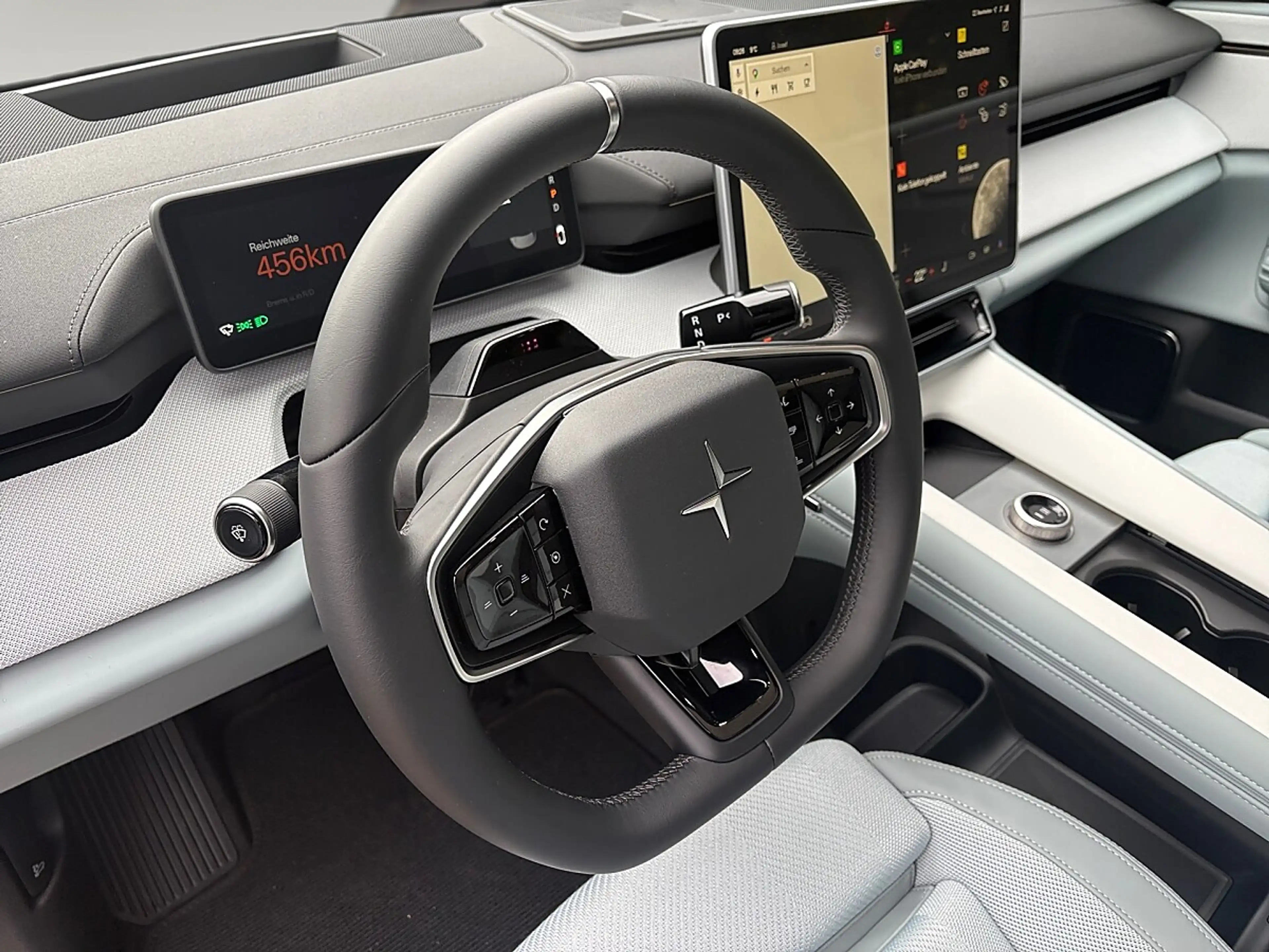 Polestar 4 Long Range Single Motor Elektro 100kWh — photo 12