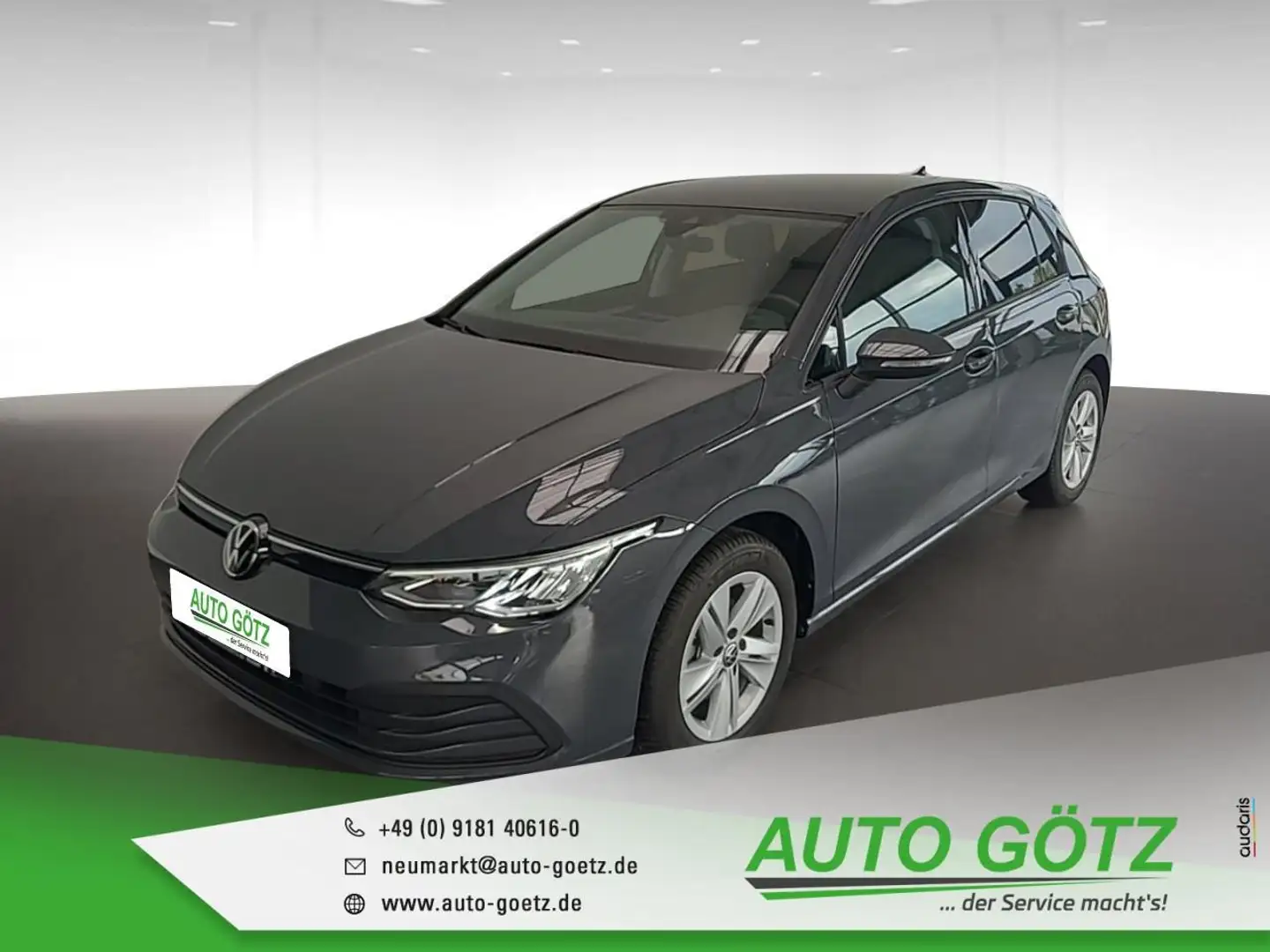 Volkswagen Golf Life DSG Navi*LED*ACC*Kamera*LichtAssist*Induktiv Grijs - 1