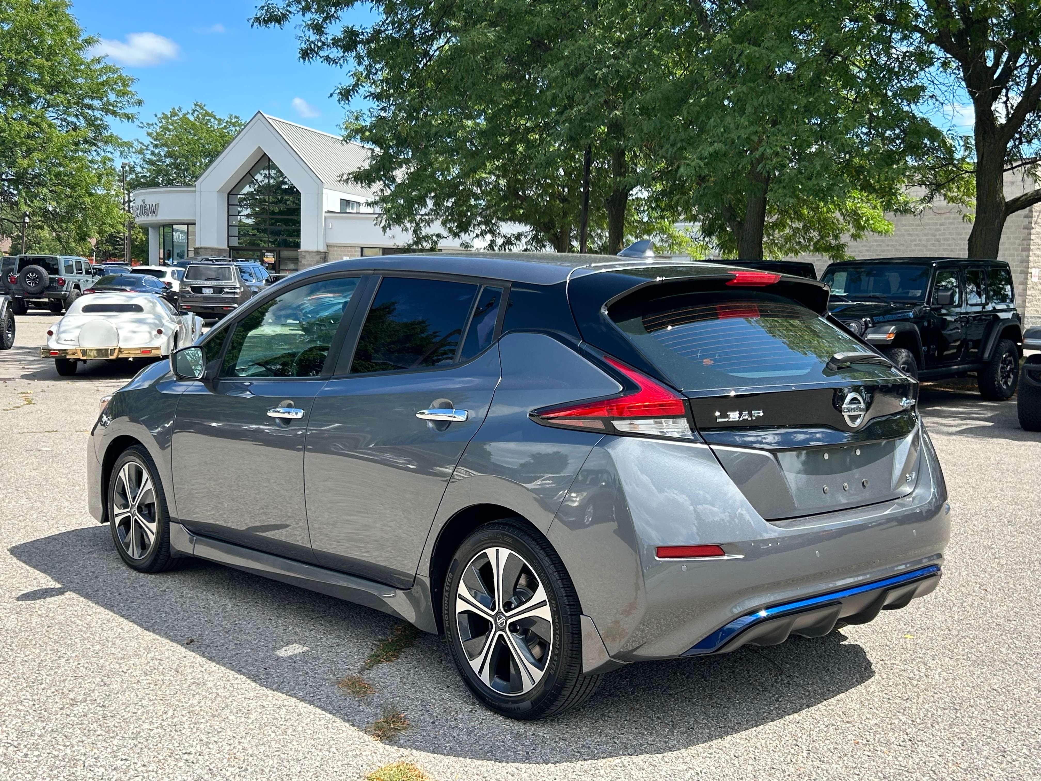 2020 Nissan Leaf Hatchback