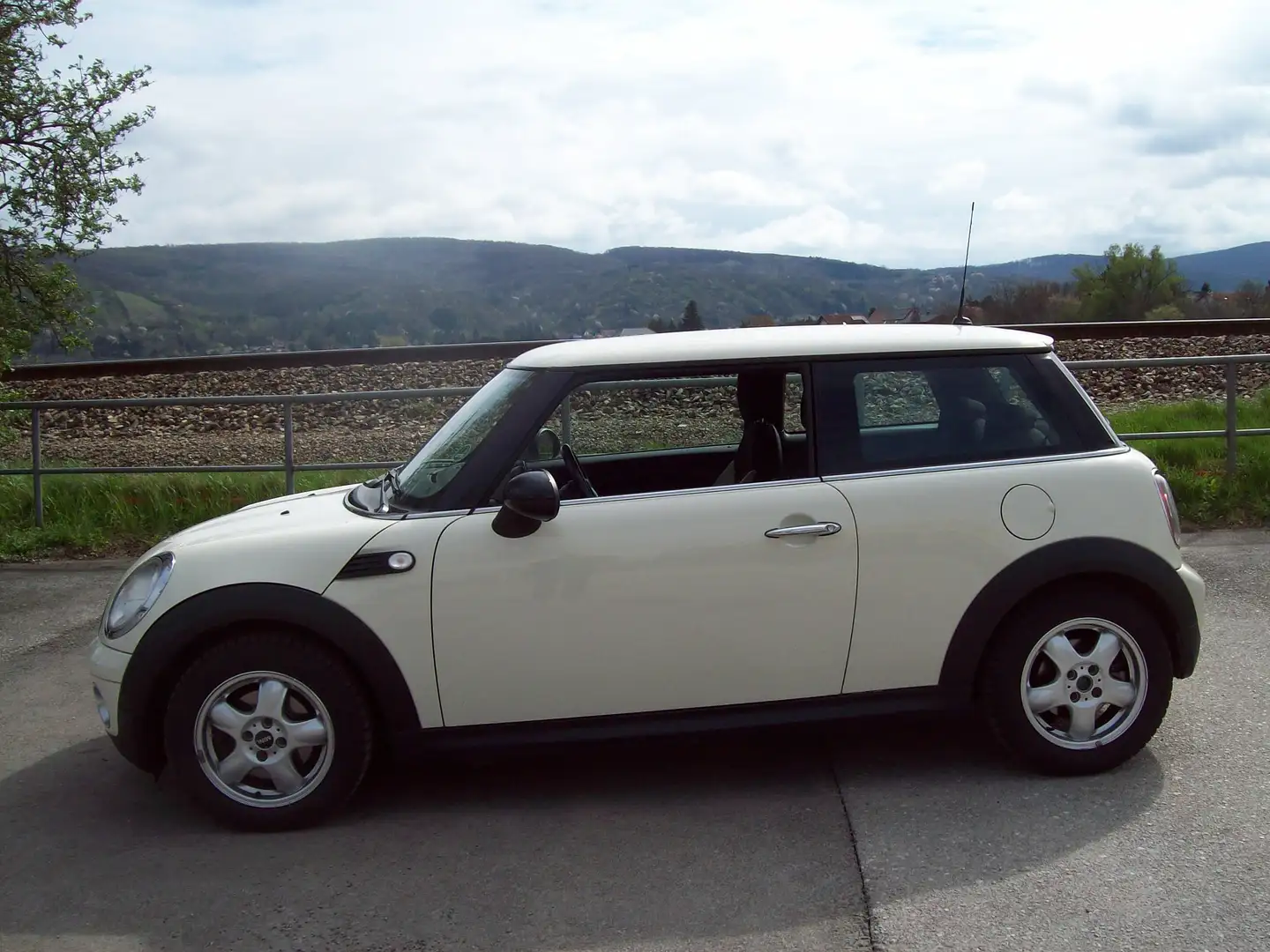 MINI One R56 Weiß - 2