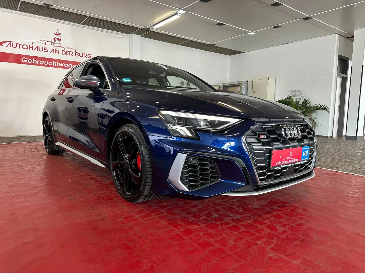 Audi S3 2.0 TFSI quattro 1.Hand Blau - 1