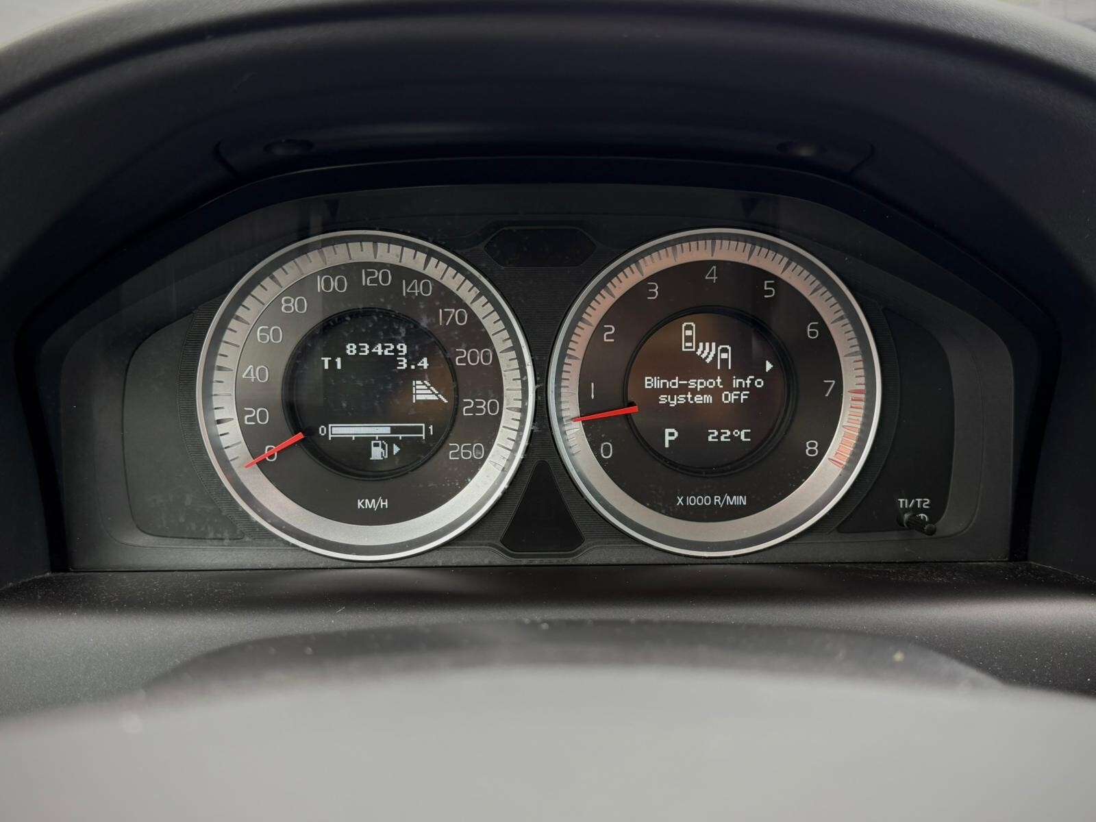 2012 Volvo XC60 T6 Platinum thumb 13