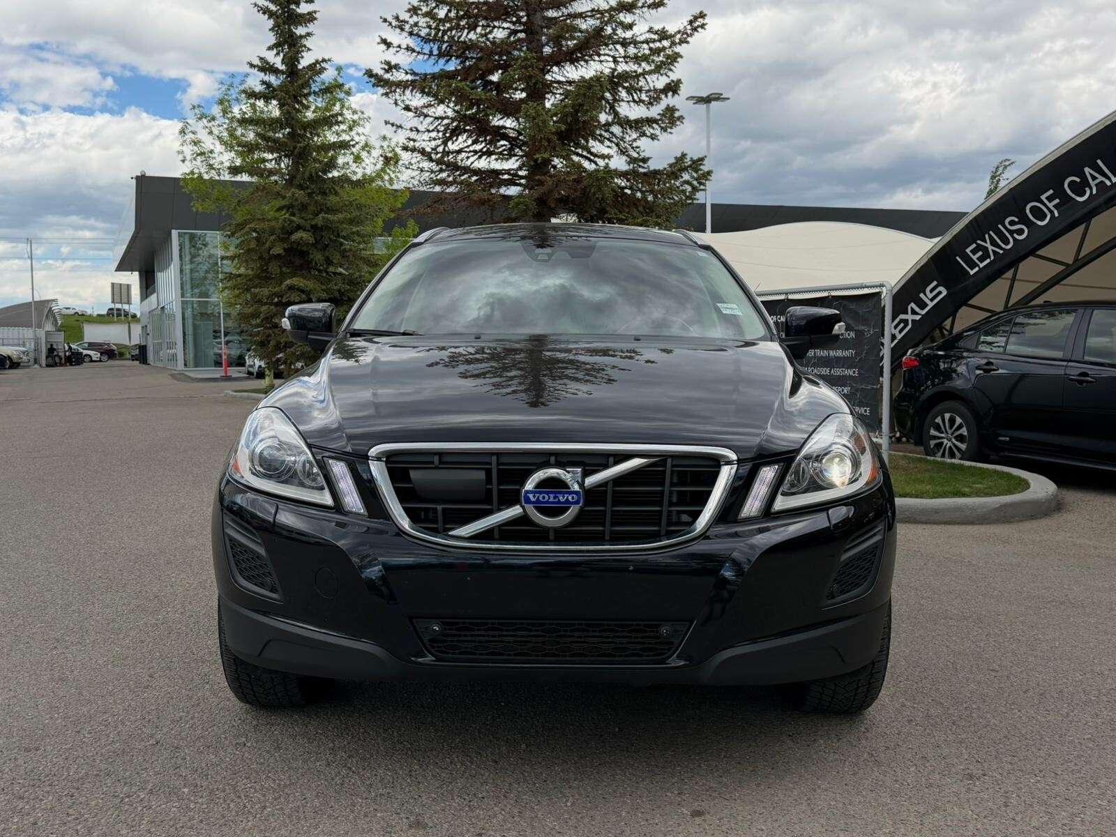 2012 Volvo XC60 T6 Platinum alt 4