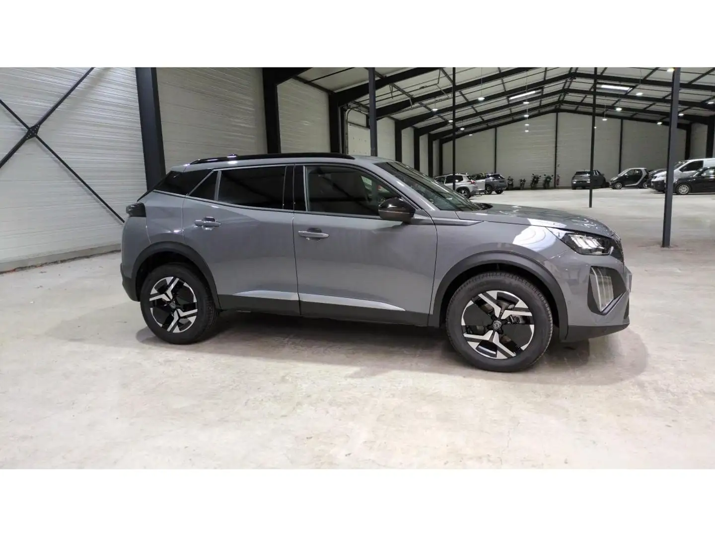 Peugeot 2008 1.2i Hybrid - 145 - BV e-DCS6 II Allure Grau - 1