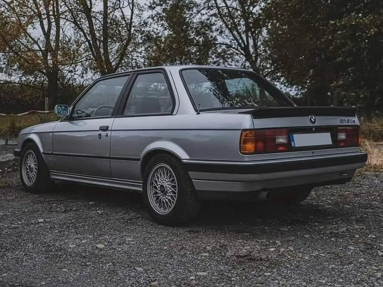 BMW 318 IS, foto 5